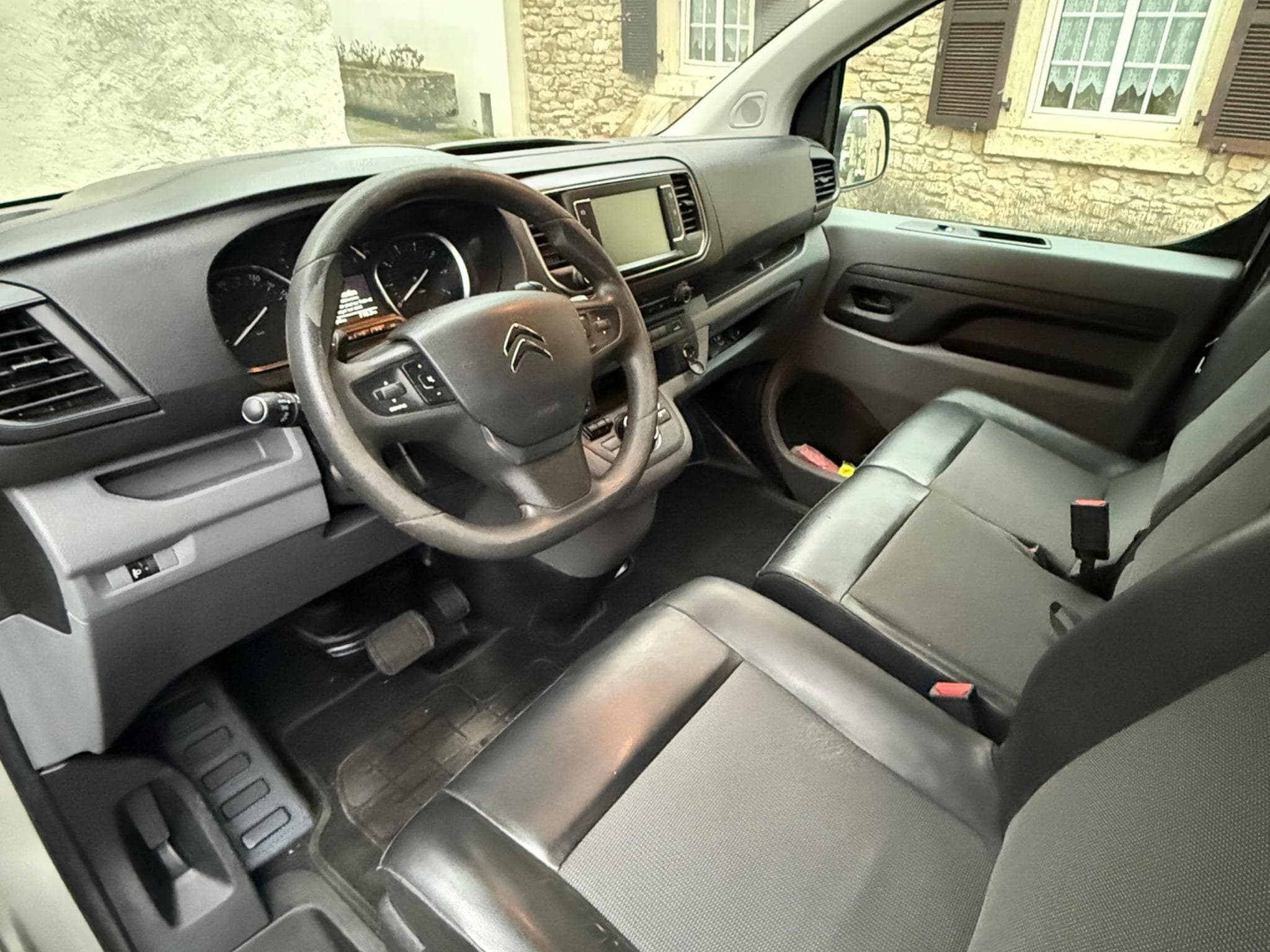 Citroën Jumpy XL (2019) - Photo 6
