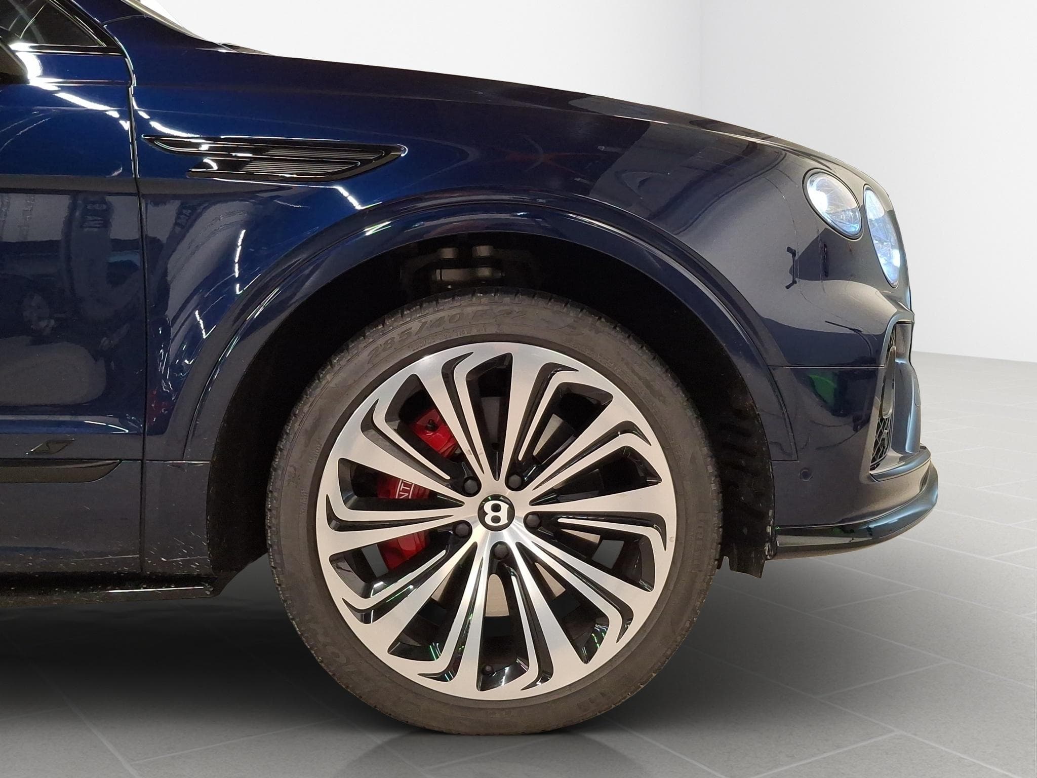 Bentley Bentayga S V8 (2025) - Photo 6