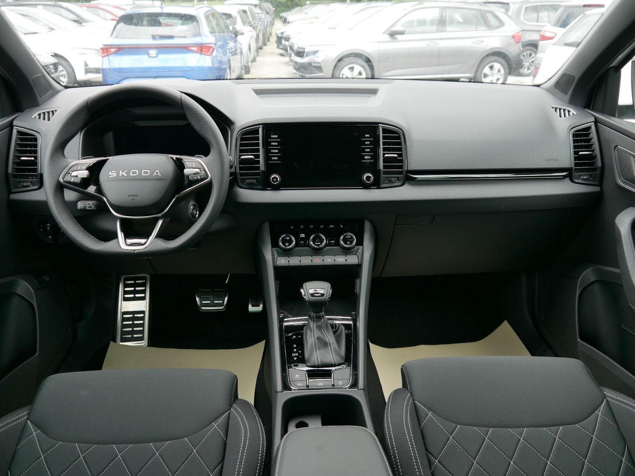 Skoda Karoq Sportline (2026) - Photo 10
