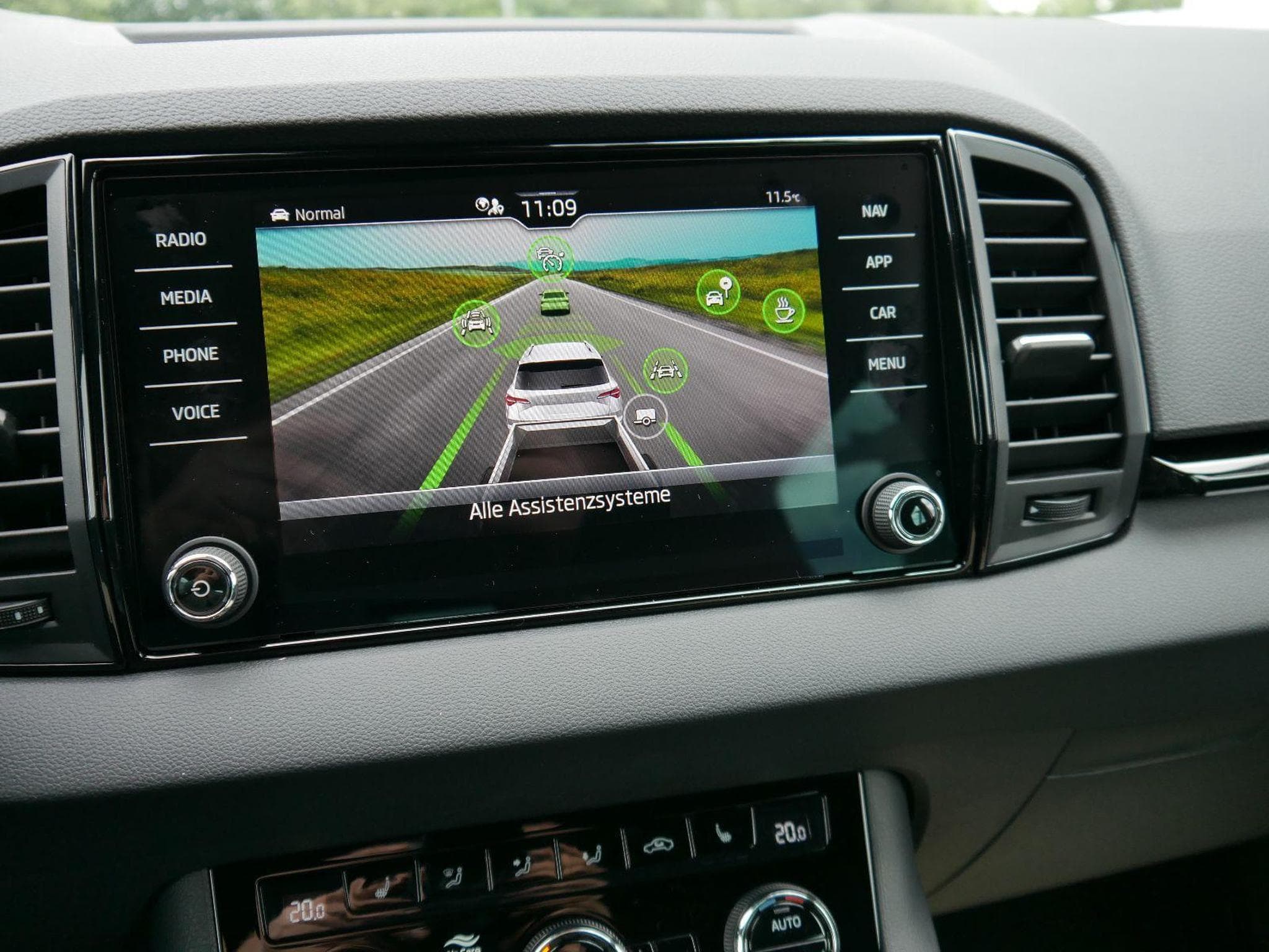Skoda Karoq Sportline (2026) - Photo 14