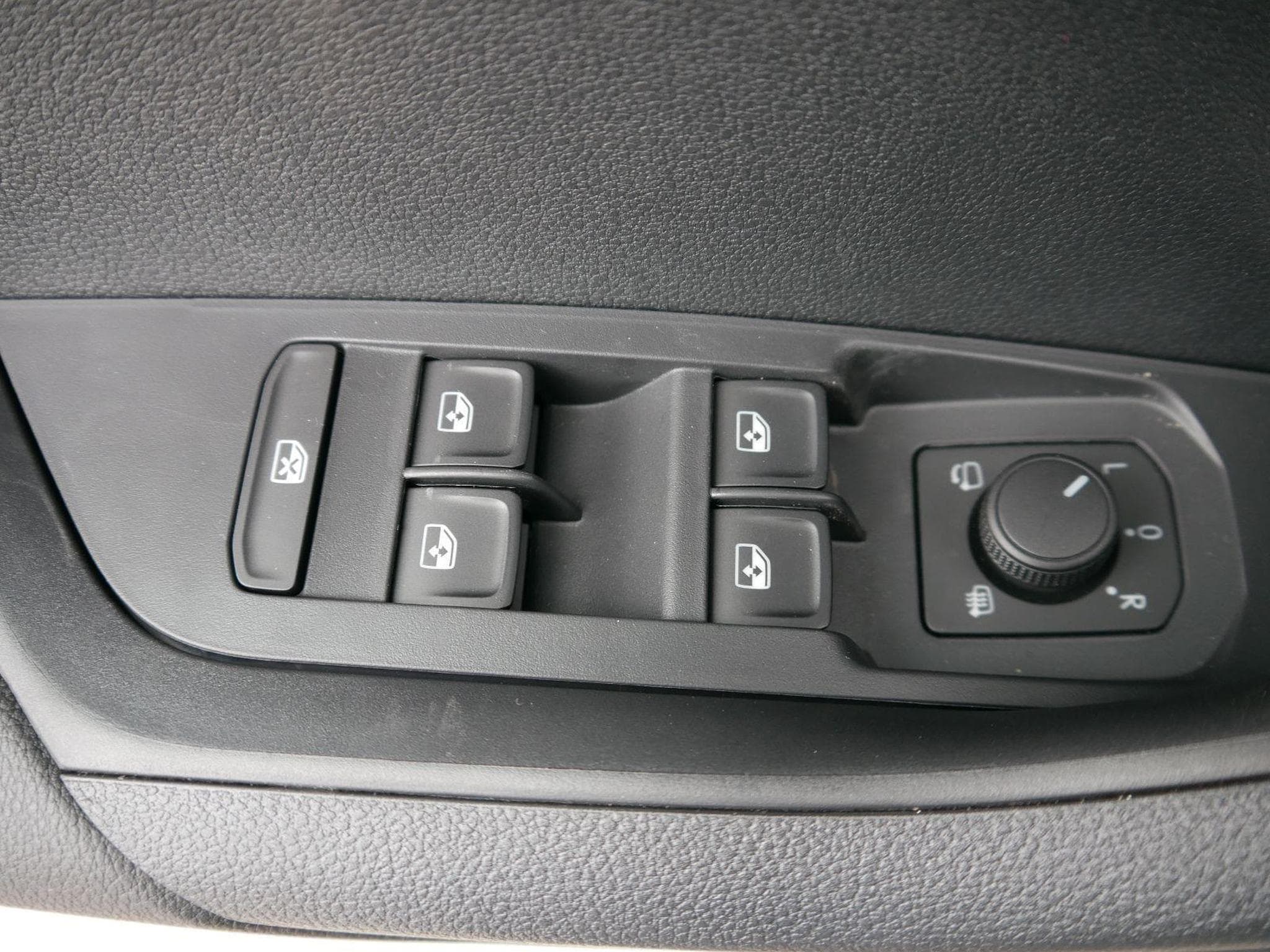 Skoda Karoq Sportline (2026) - Photo 9