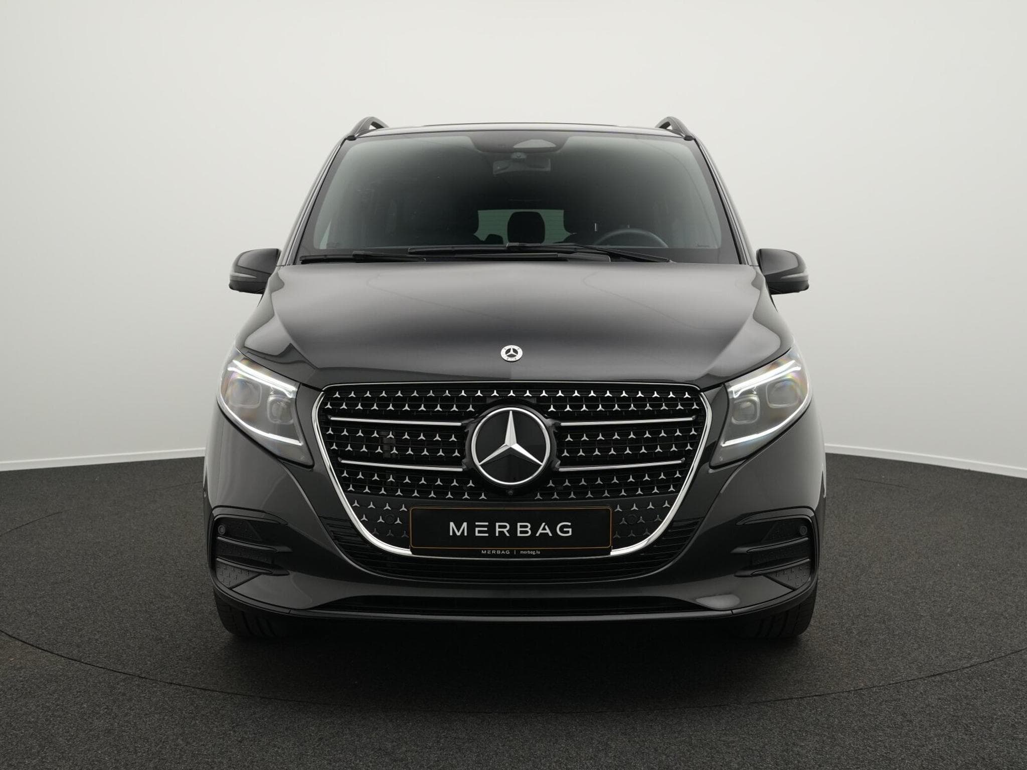 Mercedes V d 4MATIC Avantgarde lang (1970) - Photo 2