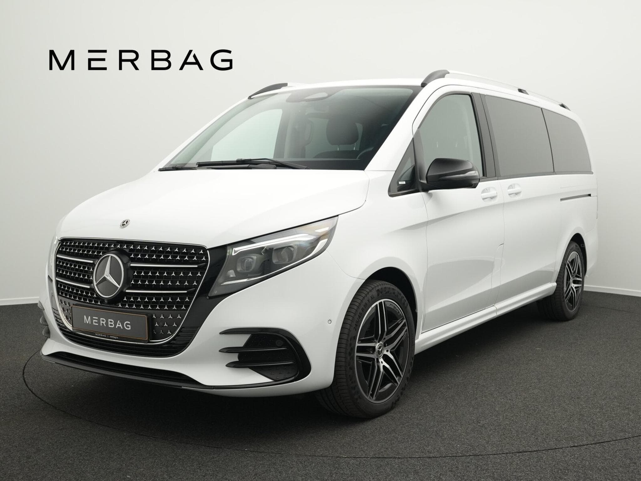 Mercedes V d 4MATIC Avantgarde lang (2024) - Photo 1