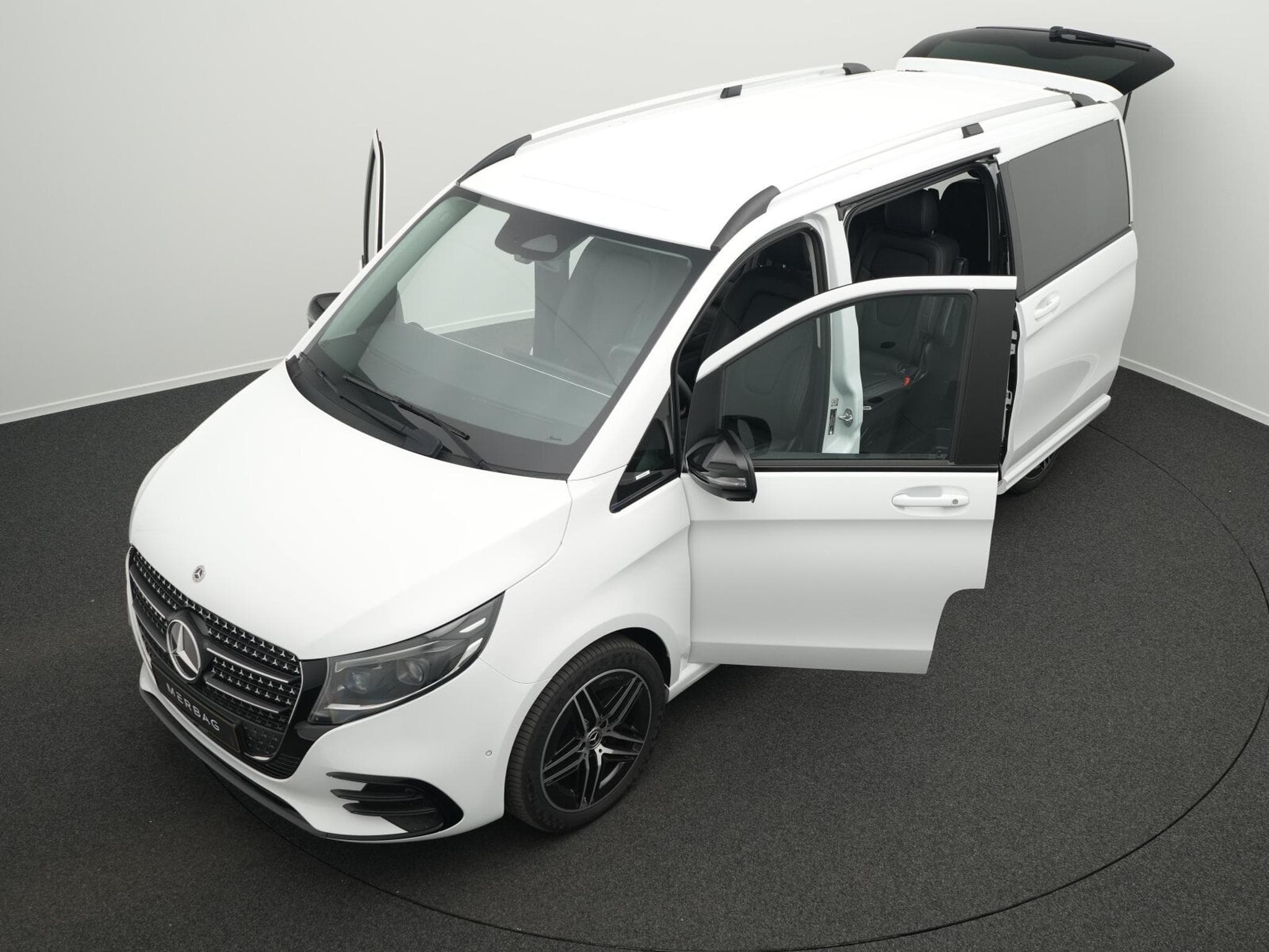 Mercedes V d 4MATIC Avantgarde lang (2024) - Photo 12