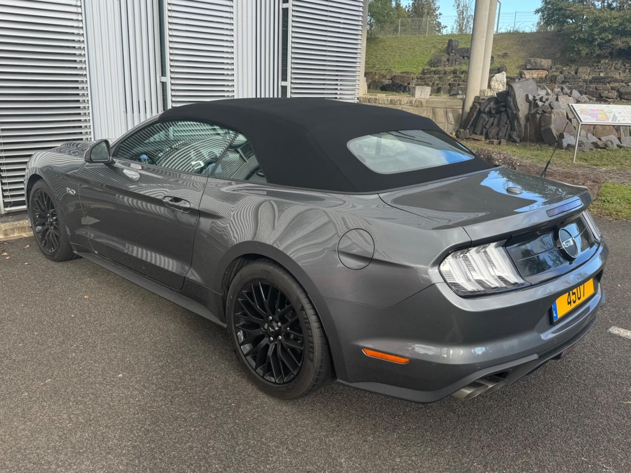 Ford Mustang 5.0 Ti-VCT V8 Cabrio GT Premium (2022) - Photo 2