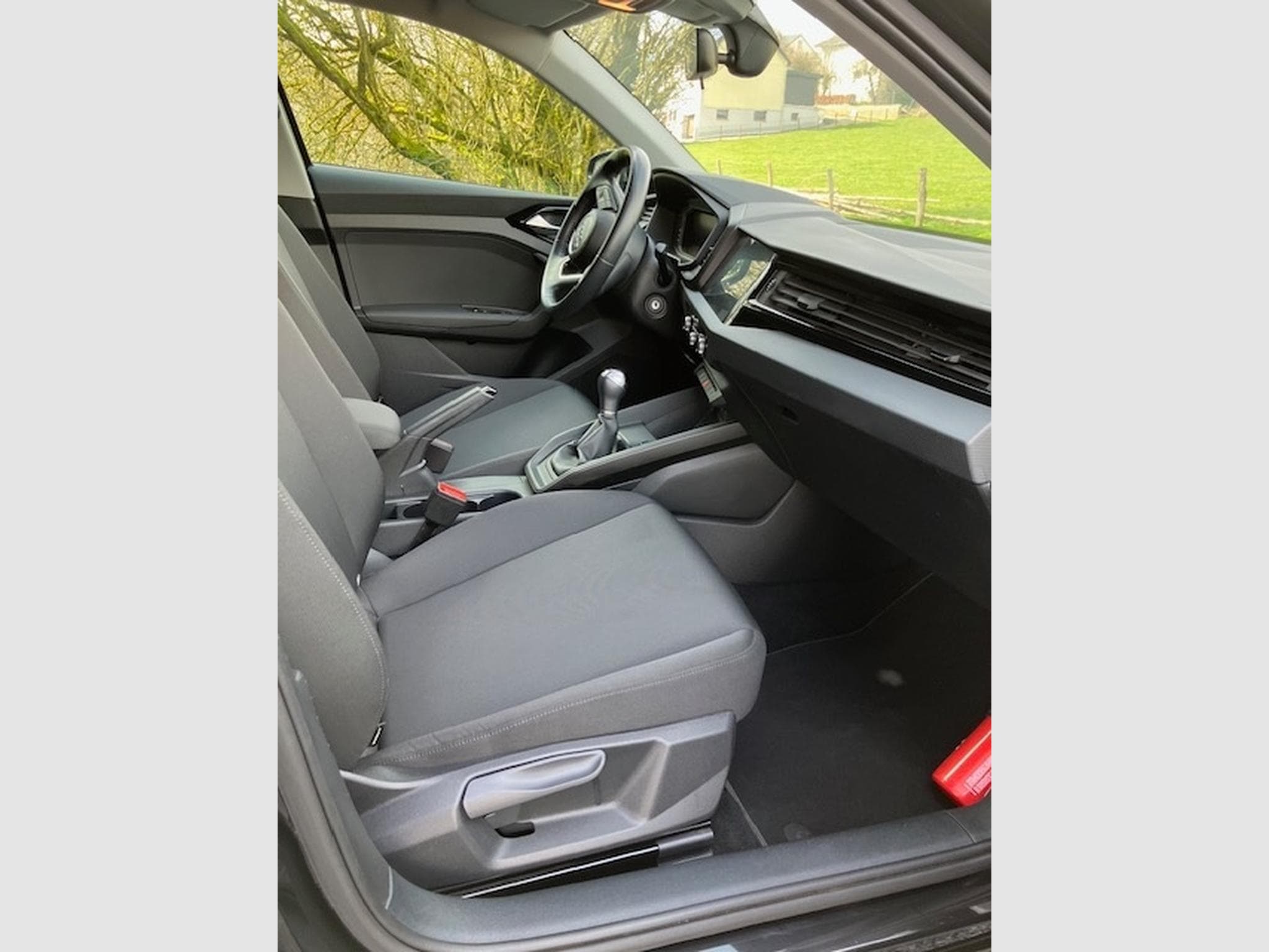 Audi A1 Sportback 30 TFSI (2019) - Photo 10
