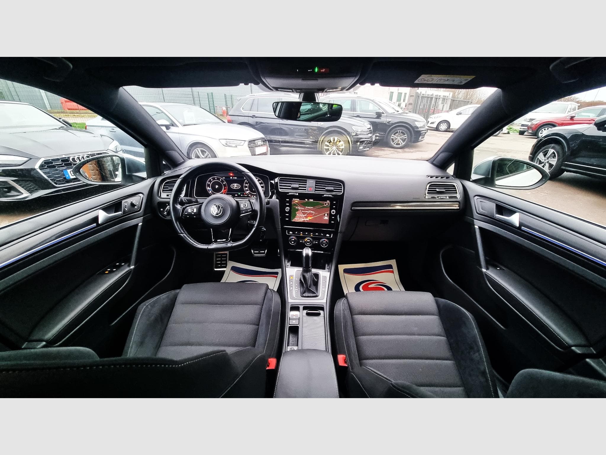 VW Golf 2.0 TSI 300 CH R 4 MOTION (2020) - Photo 13