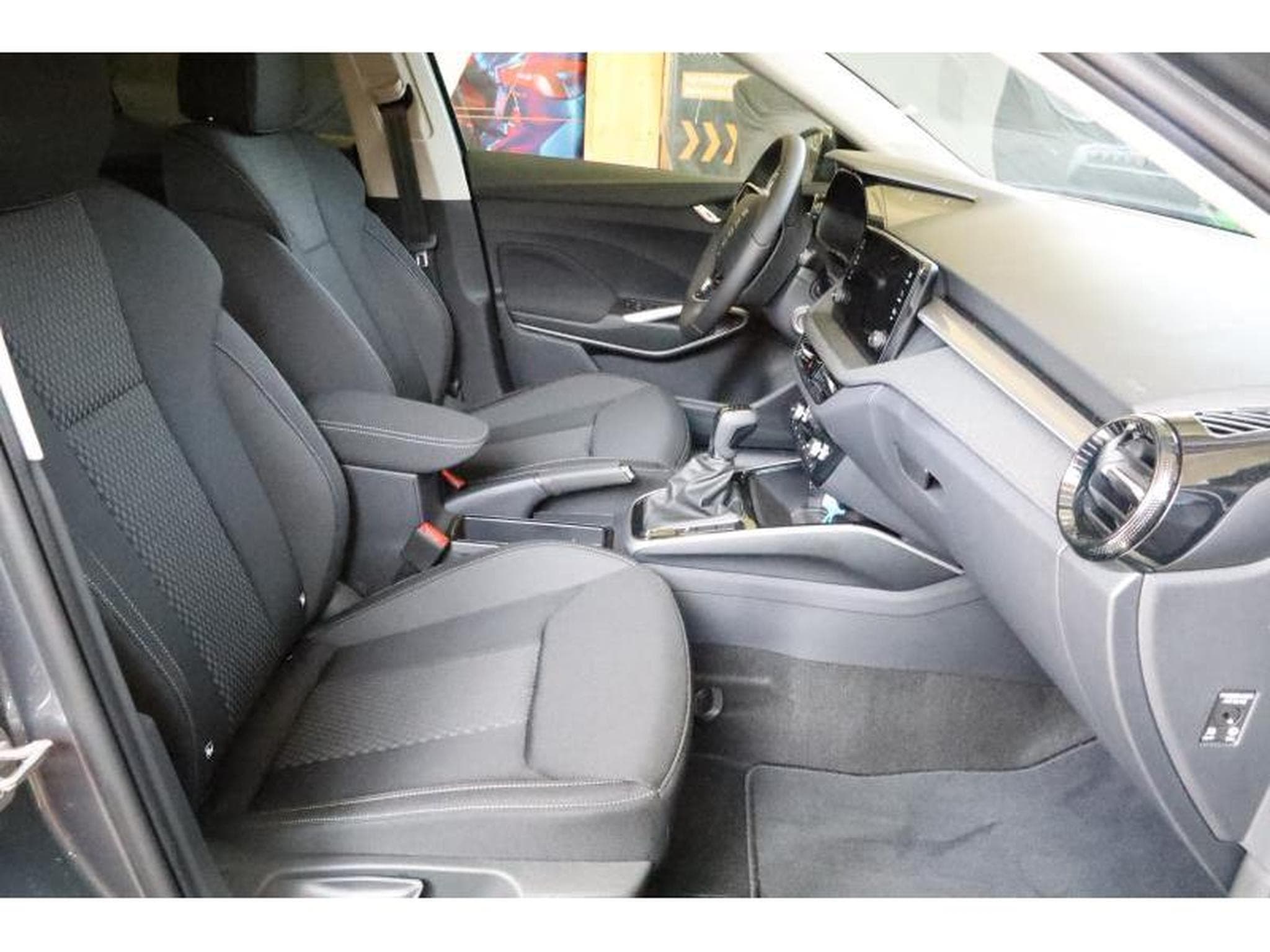 Skoda Fabia Selection (2025) - Photo 19
