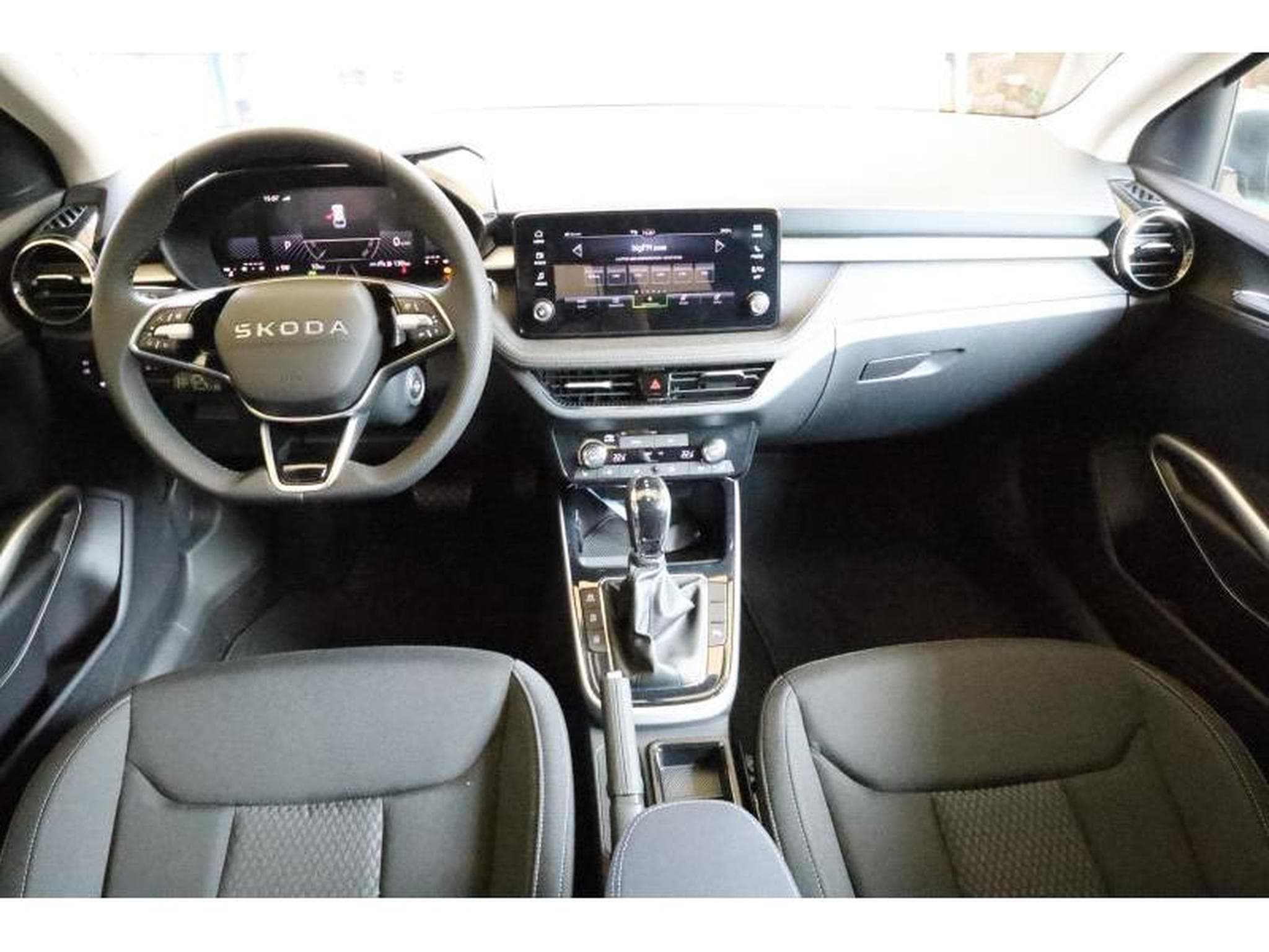 Skoda Fabia Selection (2025) - Photo 2