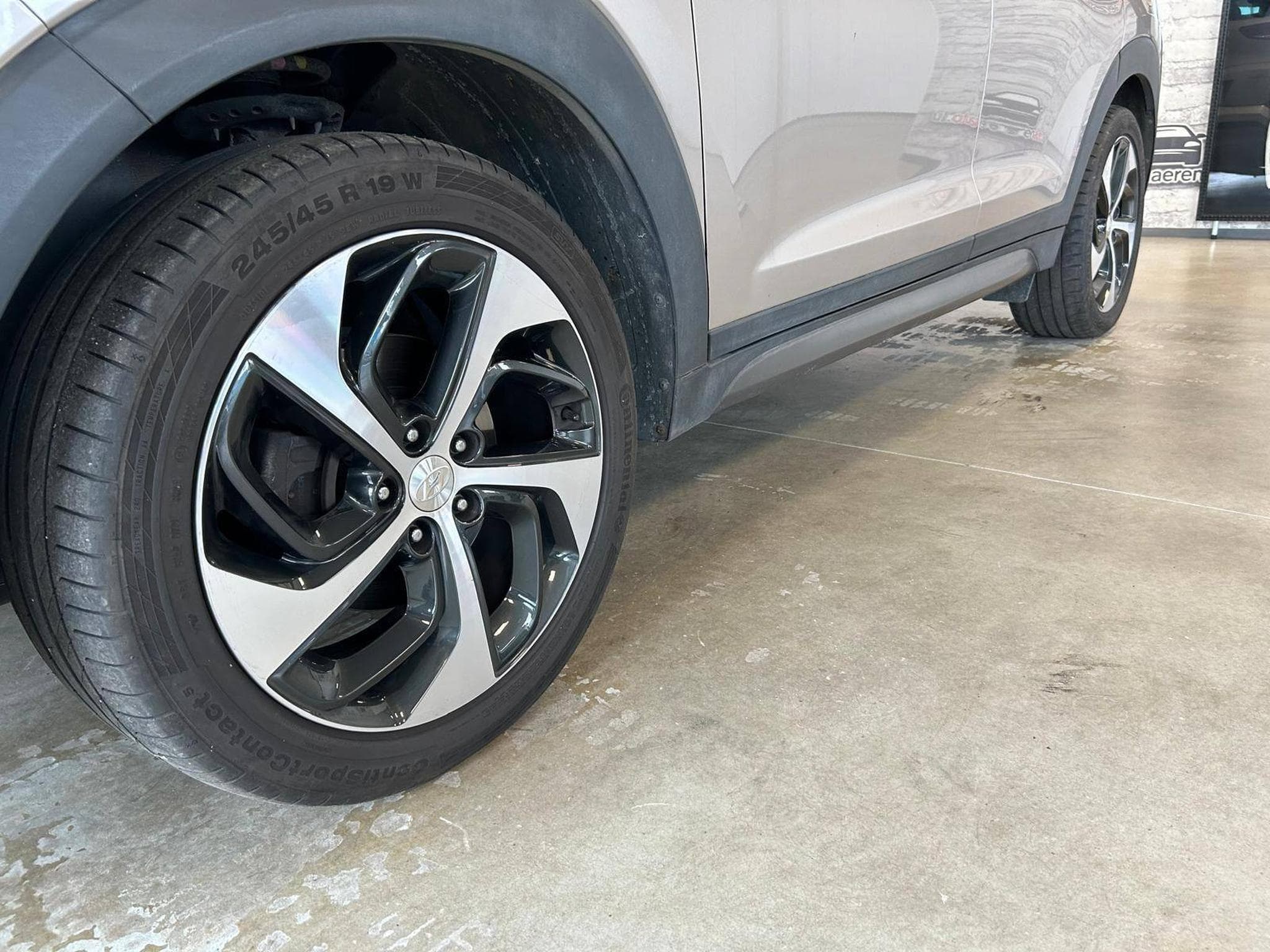 Hyundai Tucson Premium 4WD (2016) - Photo 7