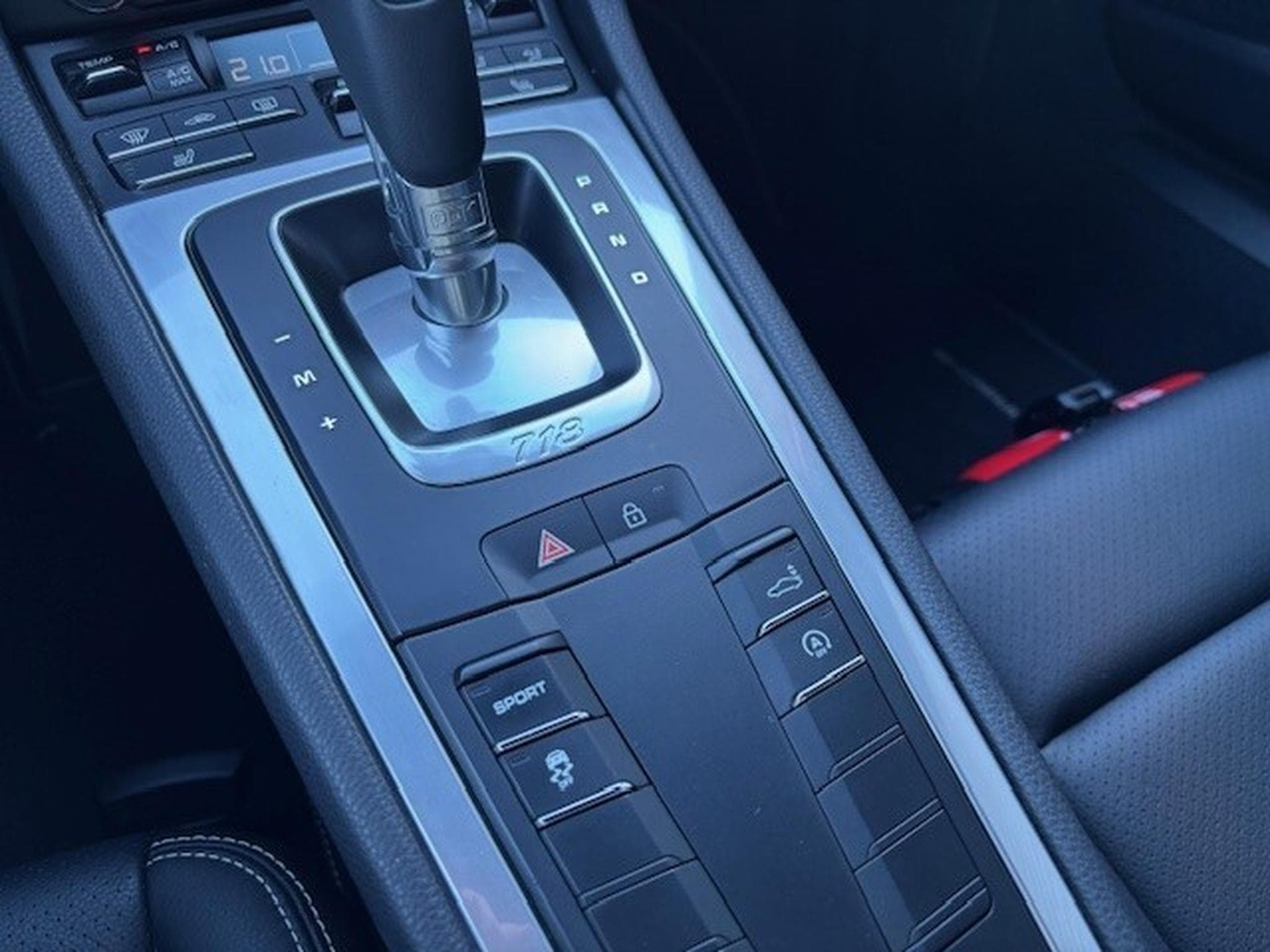 Porsche Cayman 718 Cayman Style Edition (2023) - Photo 12