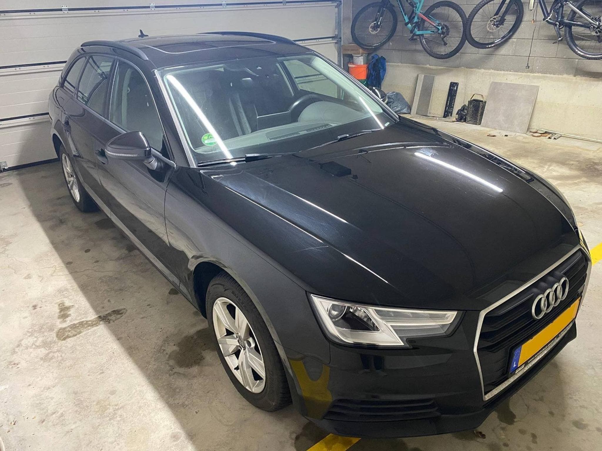 Audi A4 Avant (2016) - Photo 1
