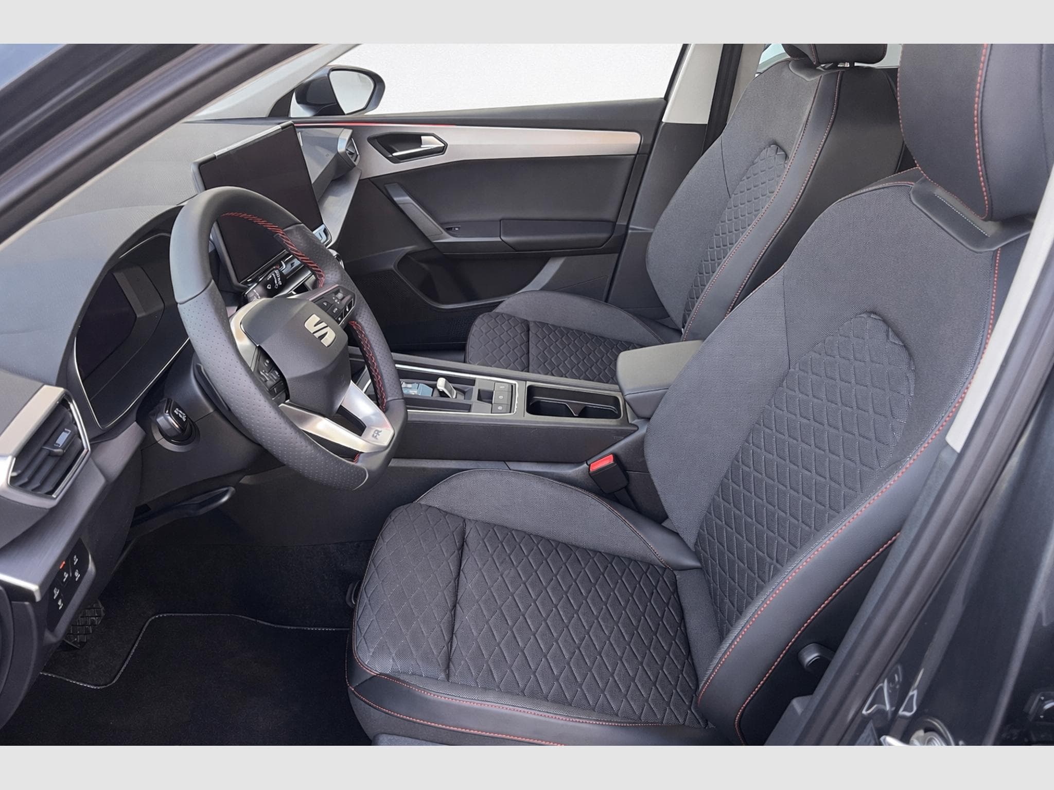 Seat Leon FR 1.5 eTSI 150 DSG (2026) - Photo 3