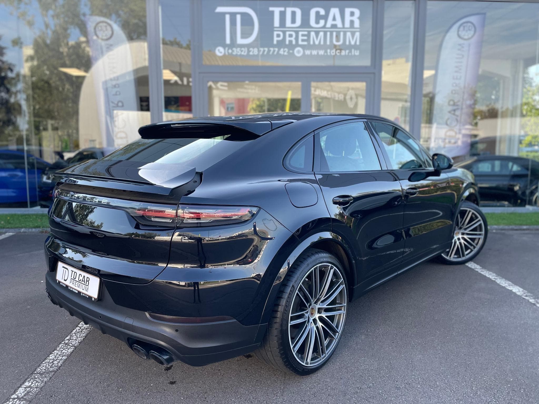 Porsche Cayenne E-Hybrid Coupé (2019) - Photo 16
