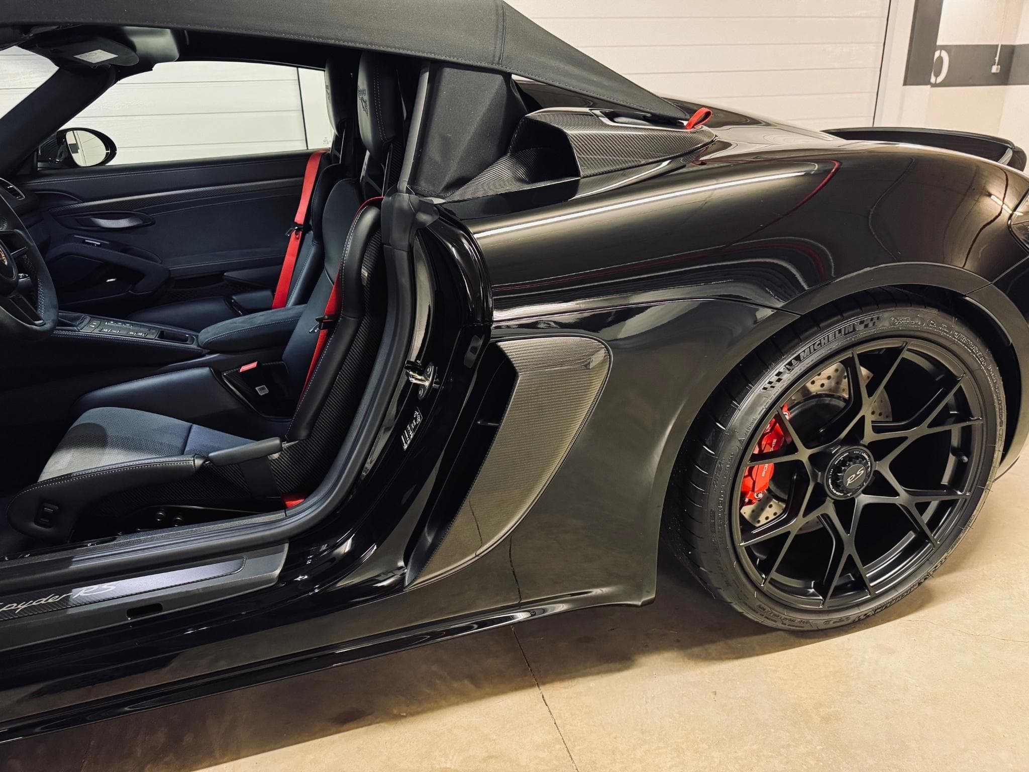 Porsche Boxster Spyder RS Weissach FULL XPEL (2025) - Photo 7