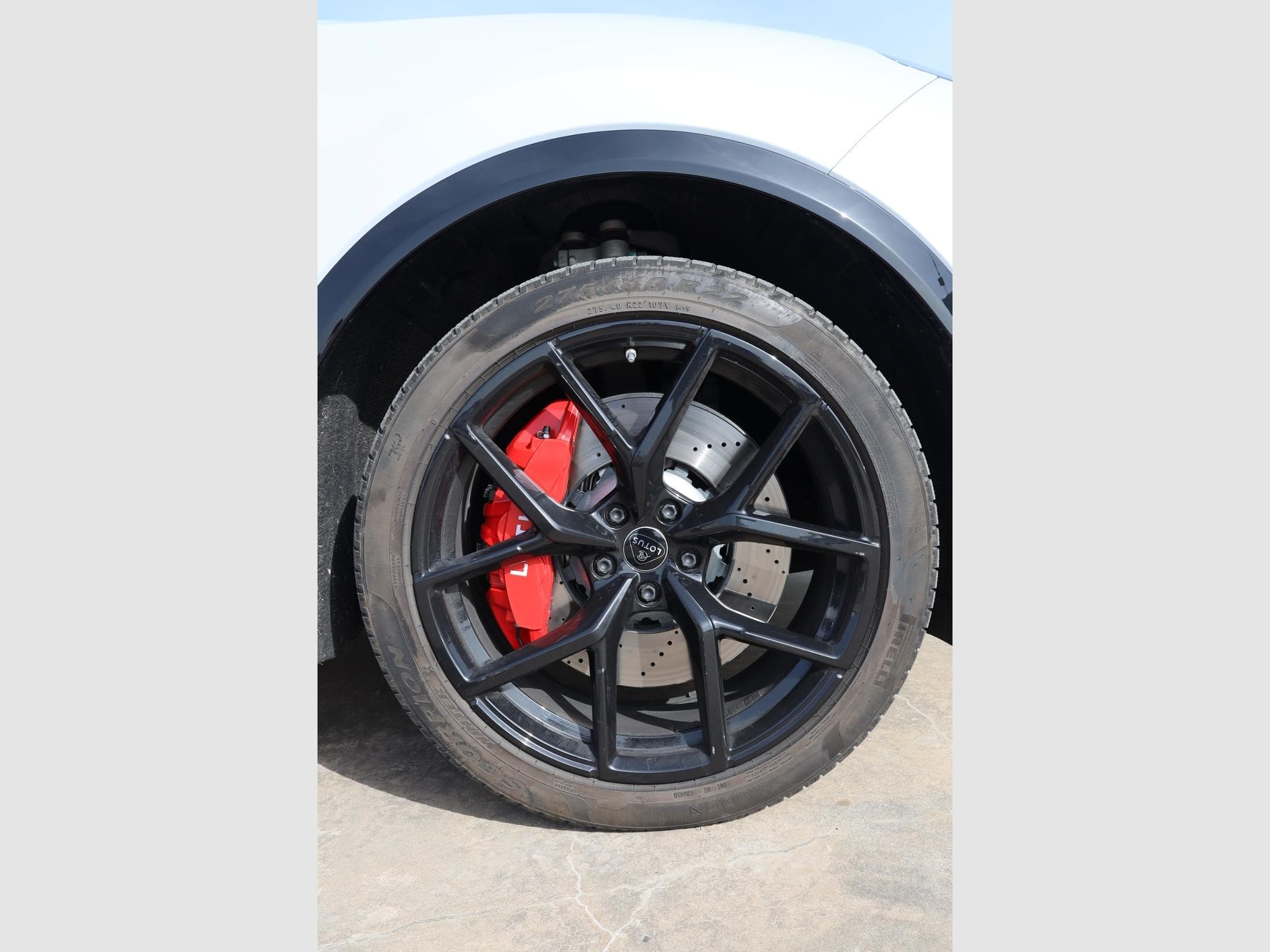 Lotus Eletre GT SE (2026) - Photo 4