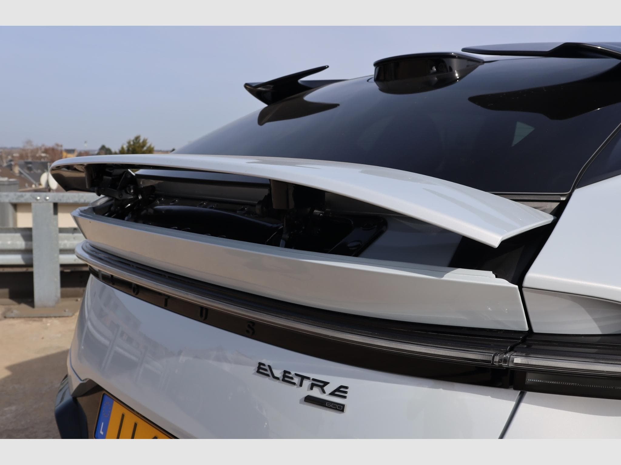 Lotus Eletre GT SE (2026) - Photo 7