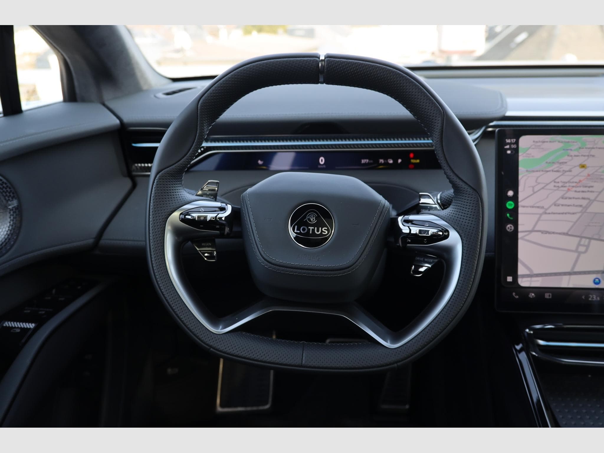 Lotus Eletre GT SE (2026) - Photo 12
