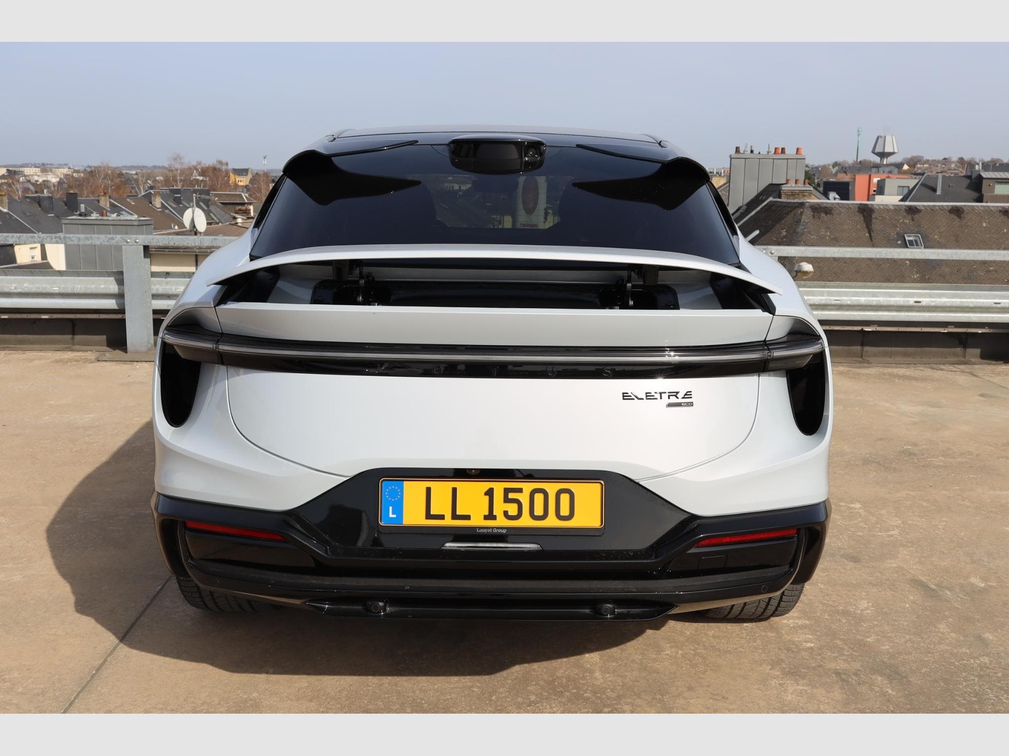 Lotus Eletre GT SE (2026) - Photo 8