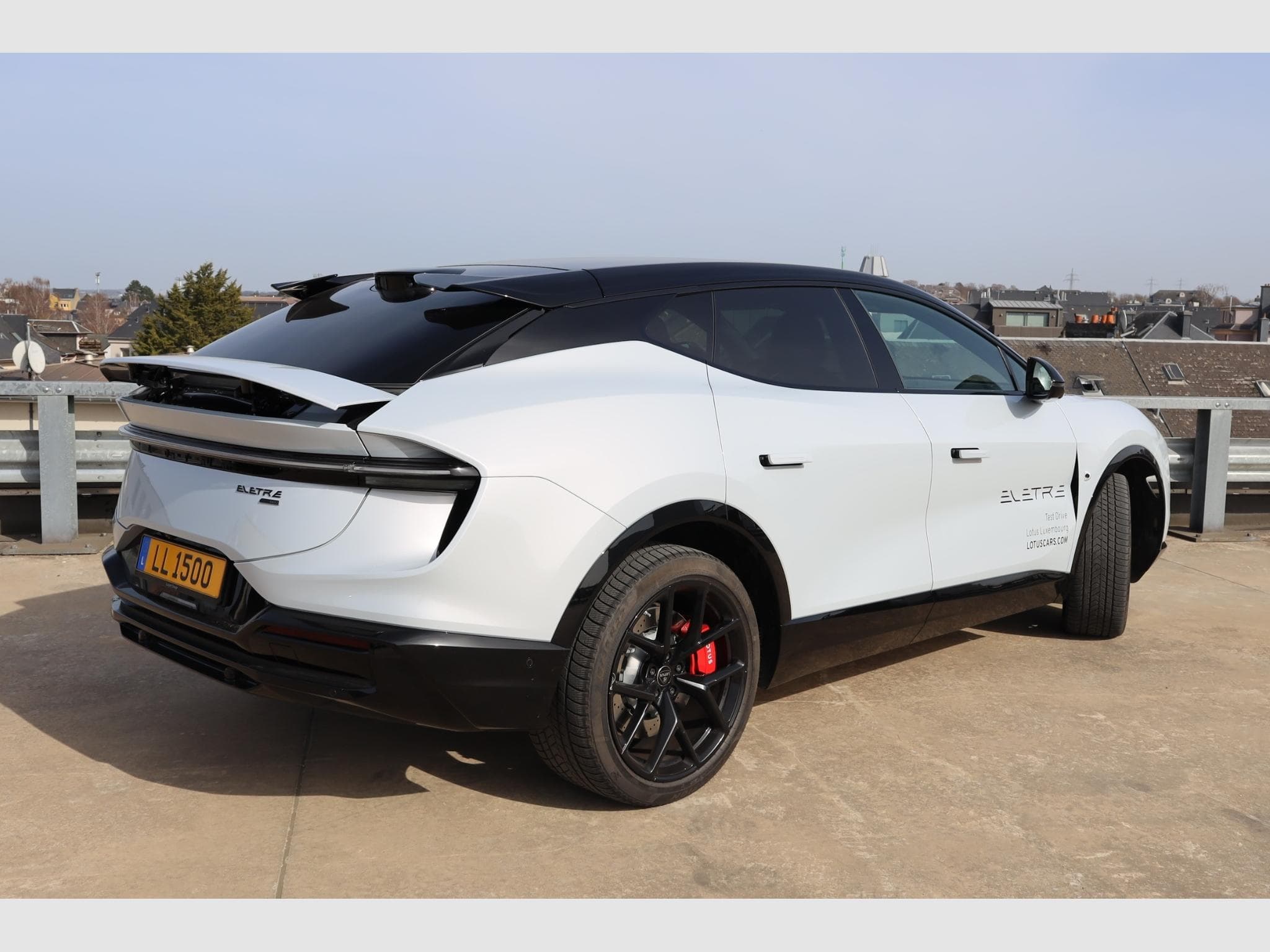 Lotus Eletre GT SE (2026) - Photo 6