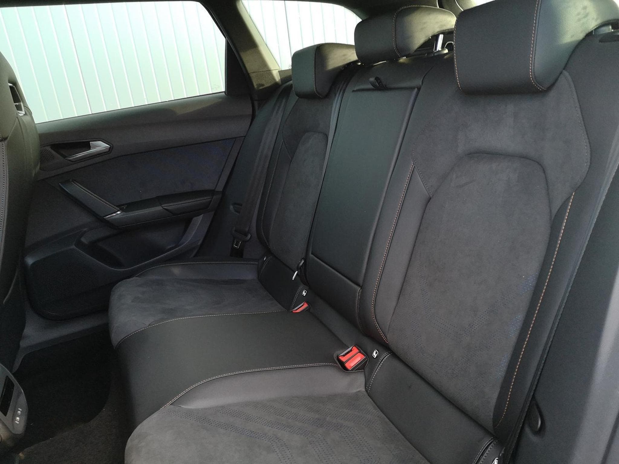 Cupra Leon 2.0 TSI 245 kW 4Drive VZ (2025) - Photo 9