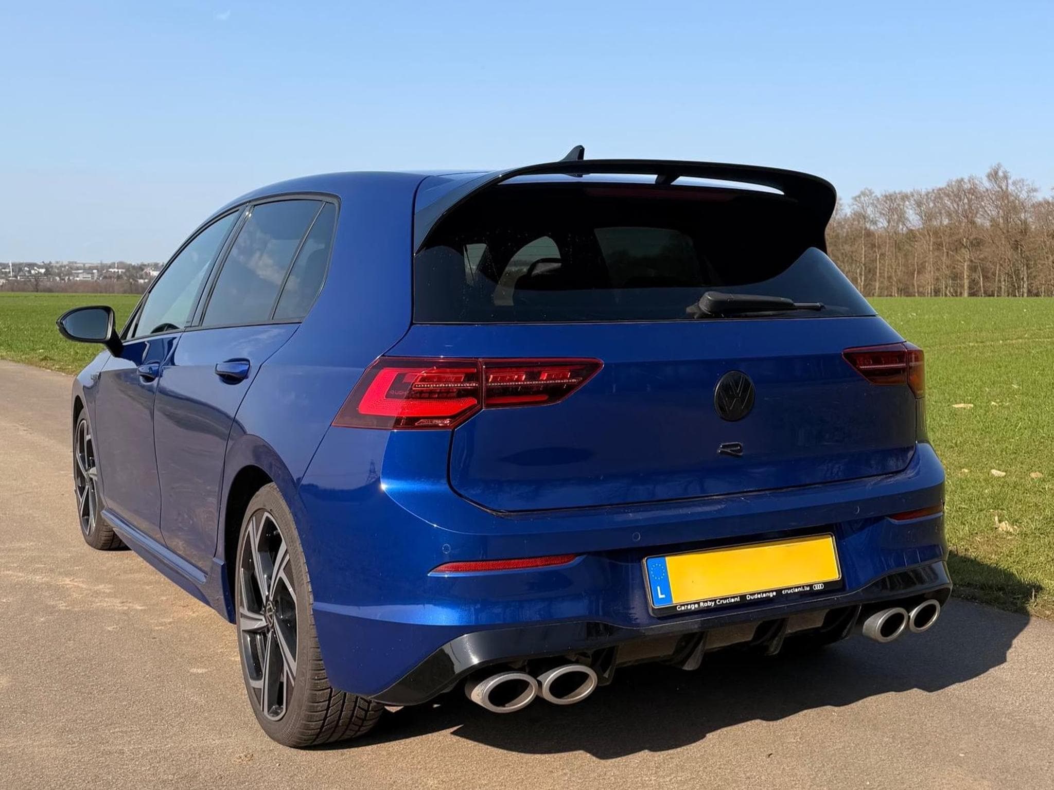 VW Golf 8 R 4Motion (2022) - Photo 2