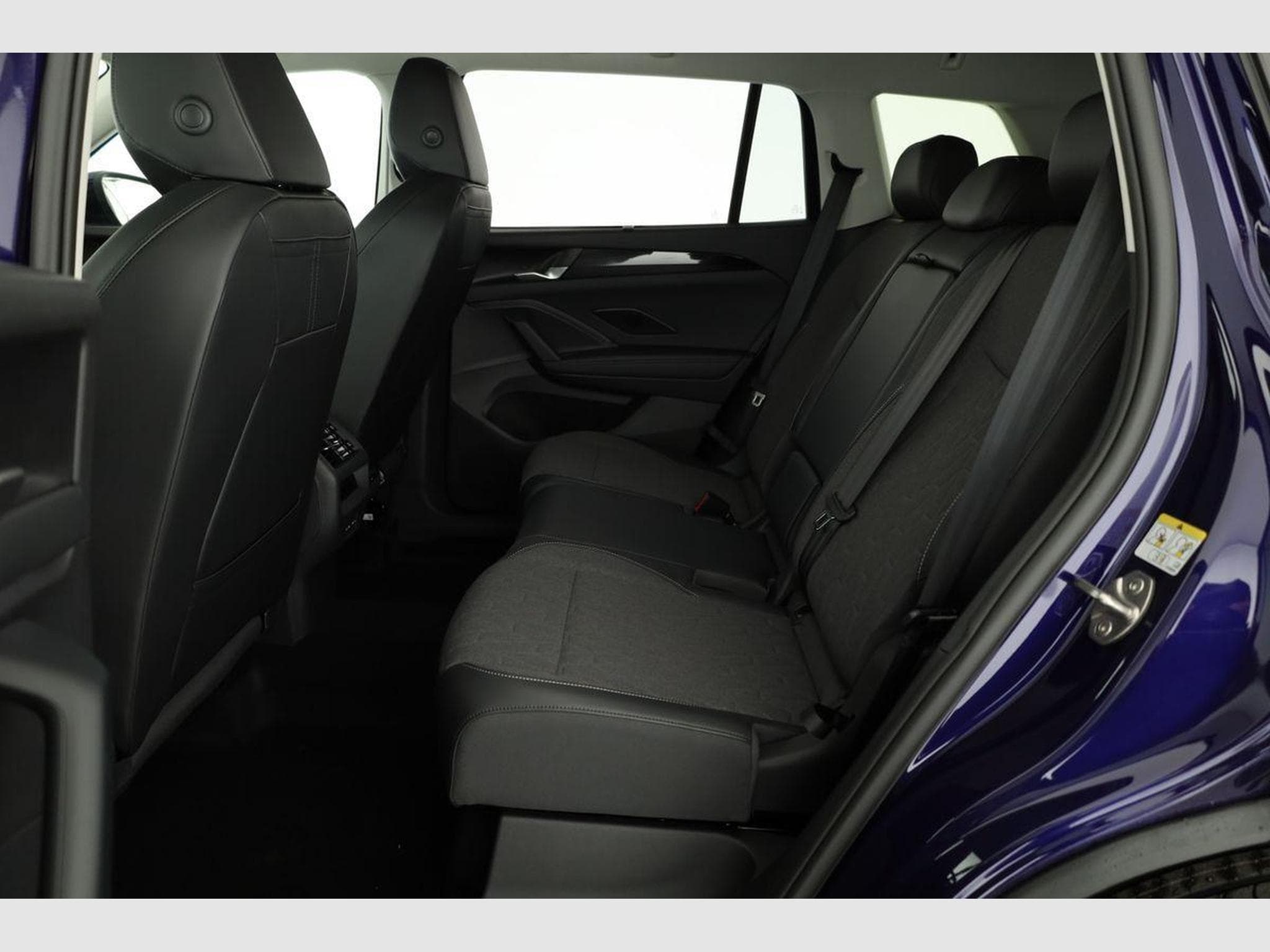 VW Tayron 1.5 TSI eHybrid 150 kW Life (2025) - Photo 10