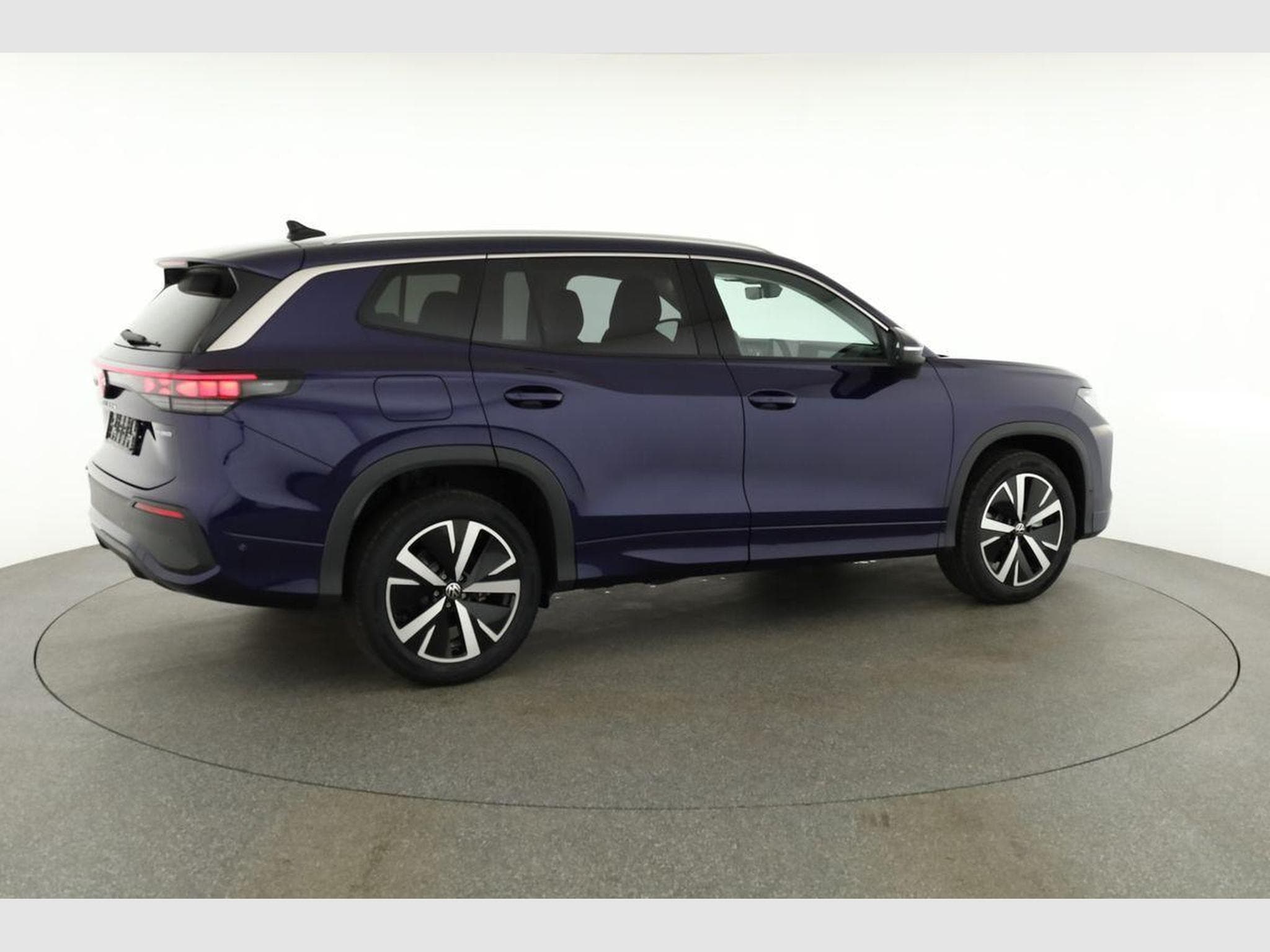 VW Tayron 1.5 TSI eHybrid 150 kW Life (2025) - Photo 20