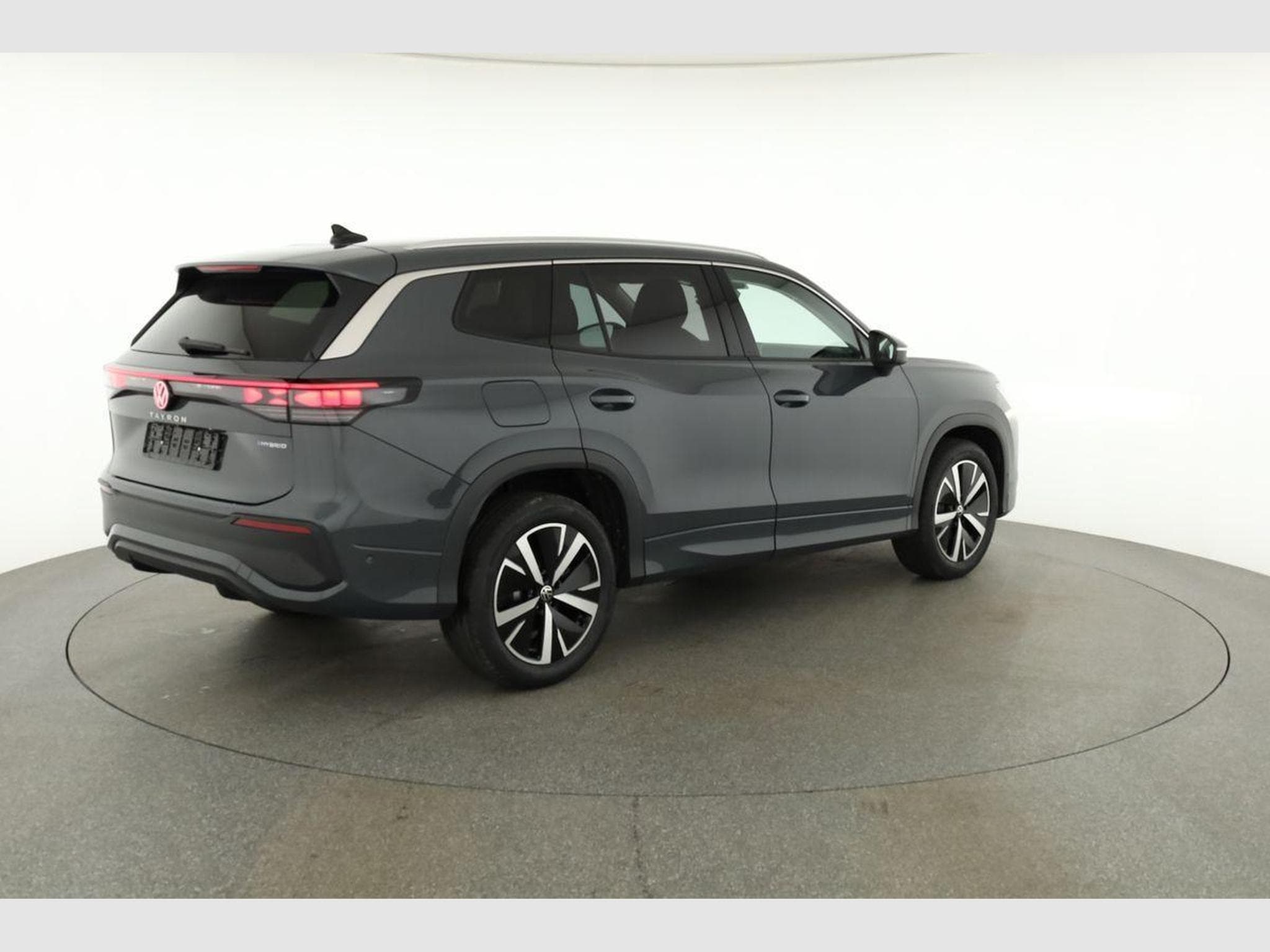 VW Tayron 1.5 TSI eHybrid 150 kW Life (2025) - Photo 20