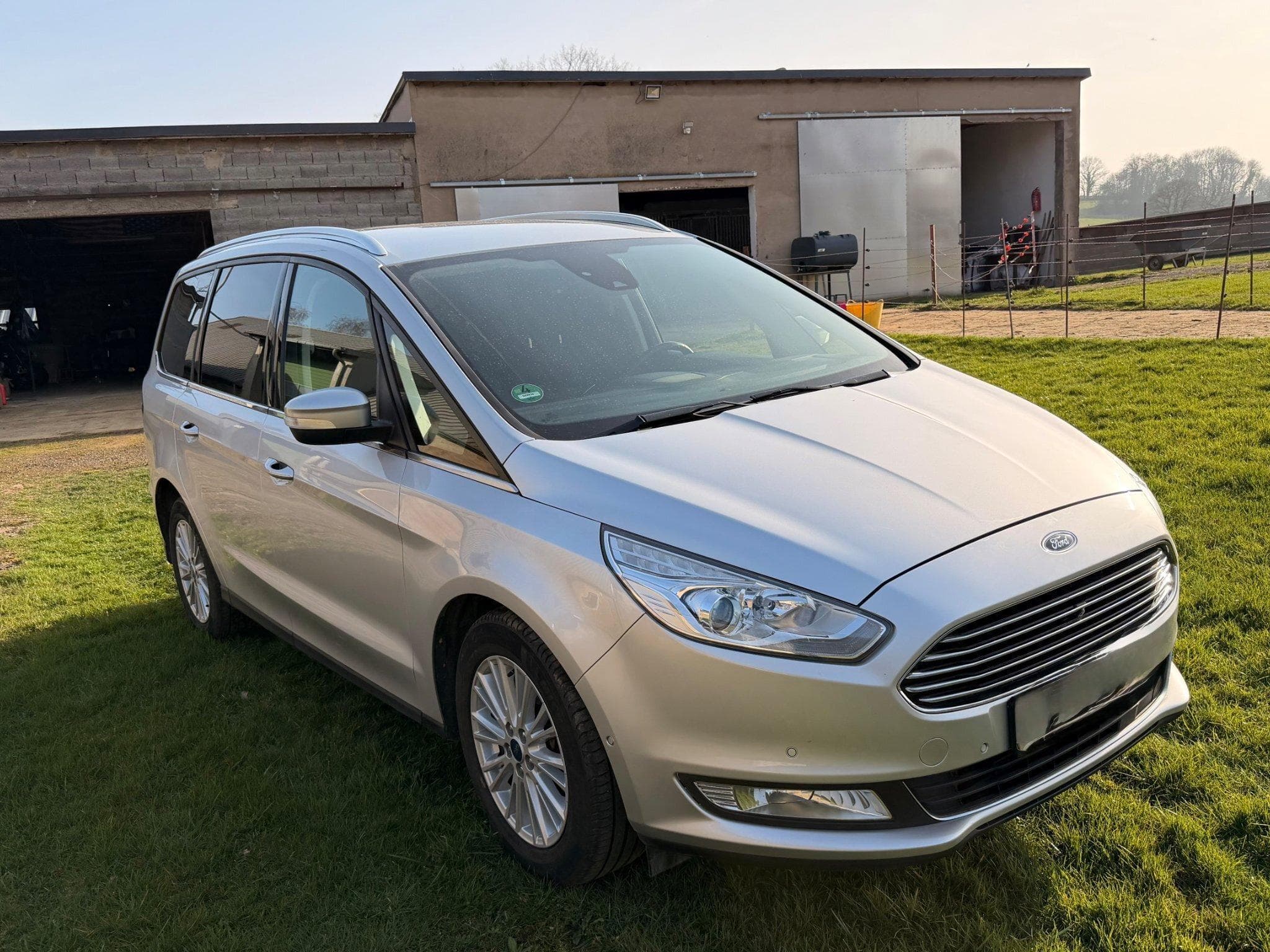 Ford Galaxy Titanium (2019) - Photo 1