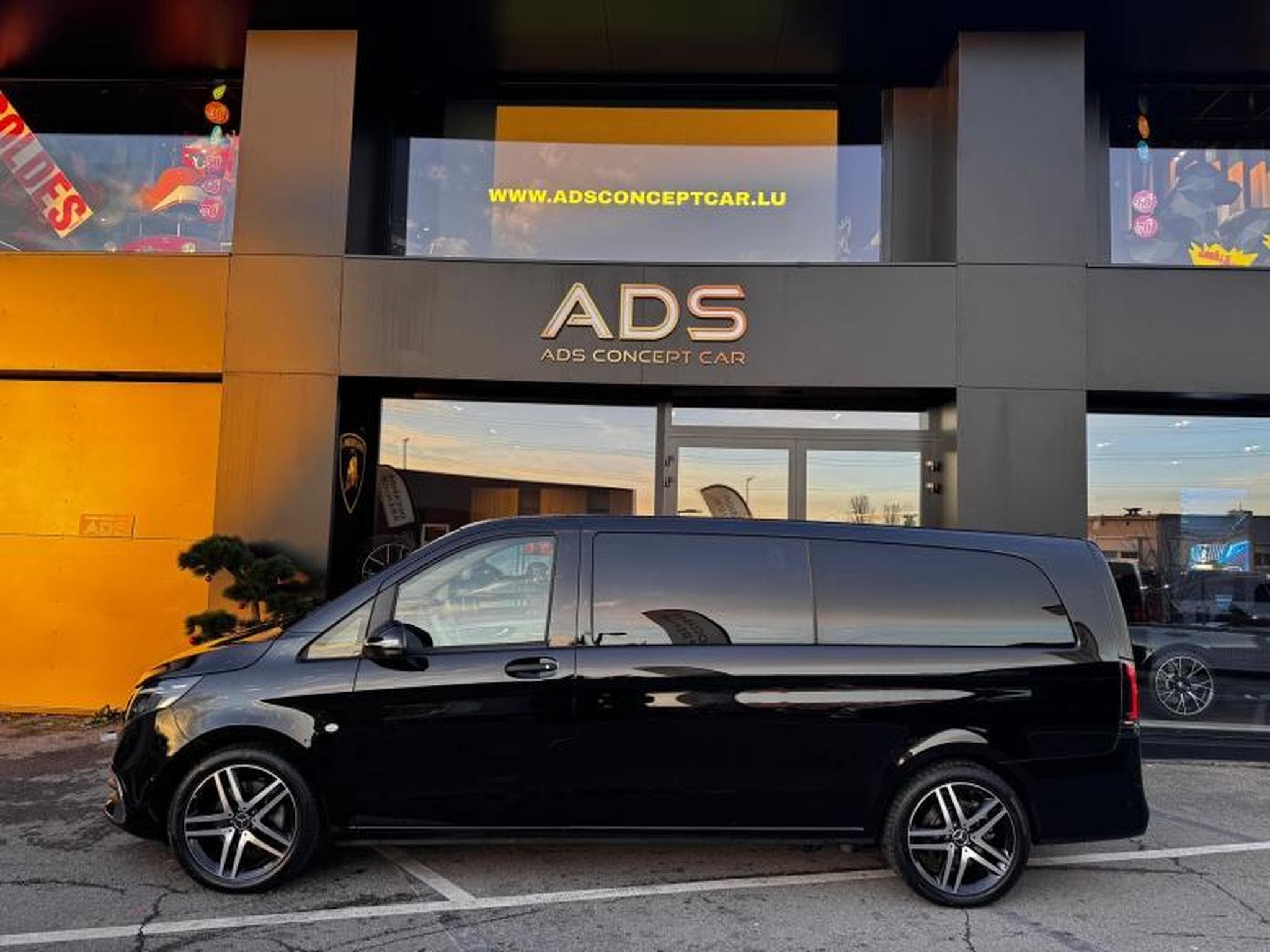 Mercedes Vito Tourer CDI extra-long L3 VIP (2025) - Photo 22