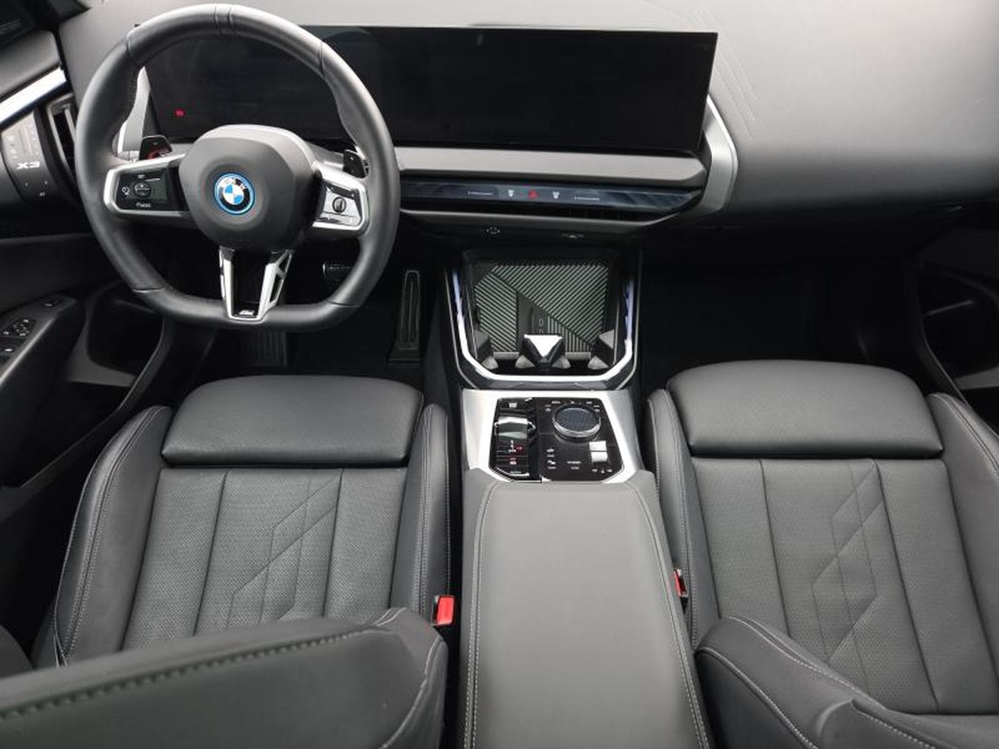 BMW X3 xDrive30e / Hybride (2025) - Photo 3