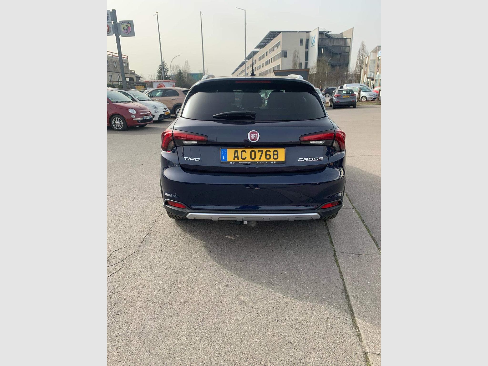 Fiat Tipo CROSS 1.6 MULTIJET 130 CV (2021) - Photo 4