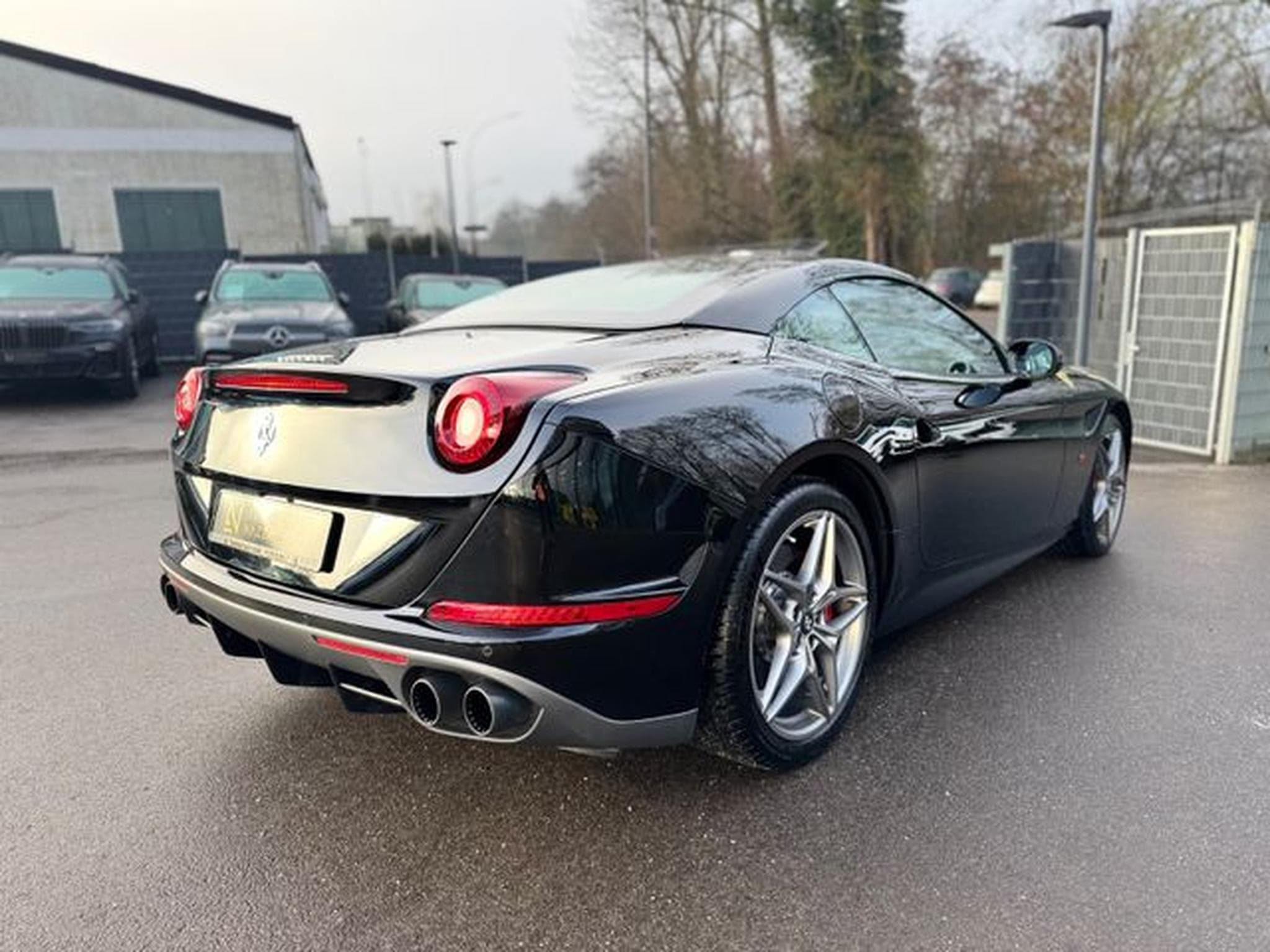 Ferrari California CALIFORNIA T V8*CARBON*POWER-GARANTIE*KERAMIK* (2017) - Photo 9