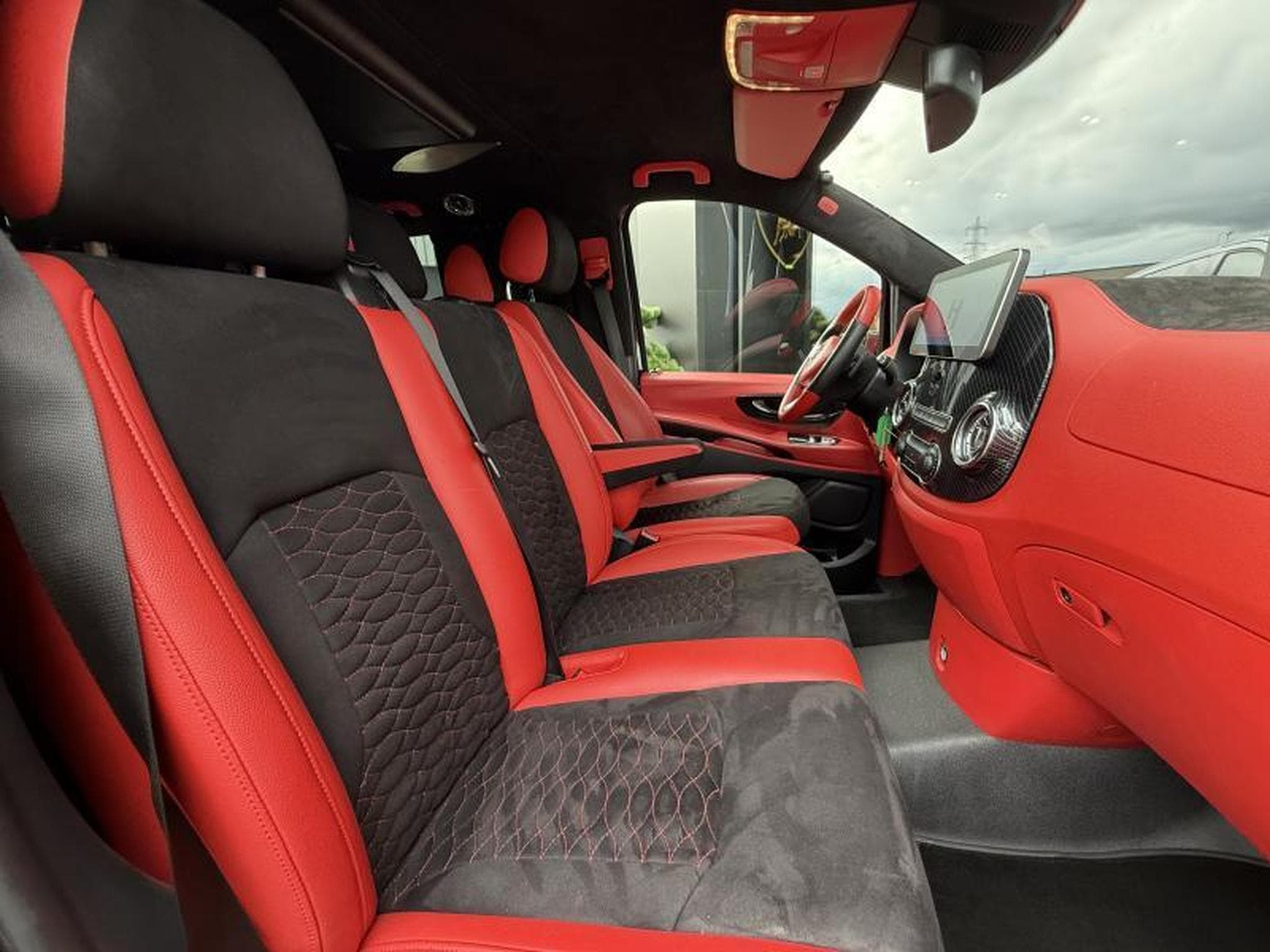 Mercedes Vito Vito Pack AMG + VIP Rouge extr (2021) - Photo 10