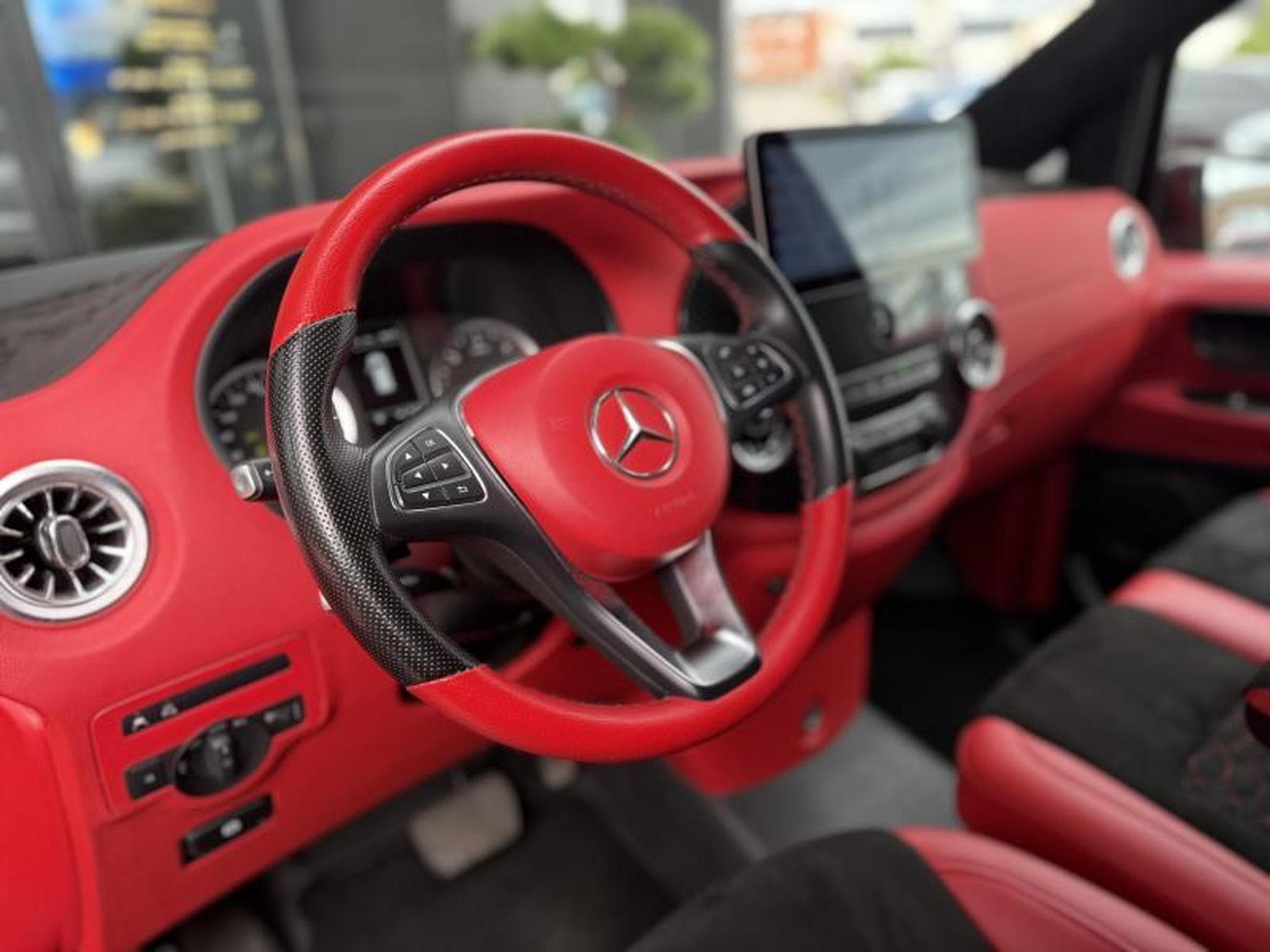 Mercedes Vito Vito Pack AMG + VIP Rouge extr (2021) - Photo 9