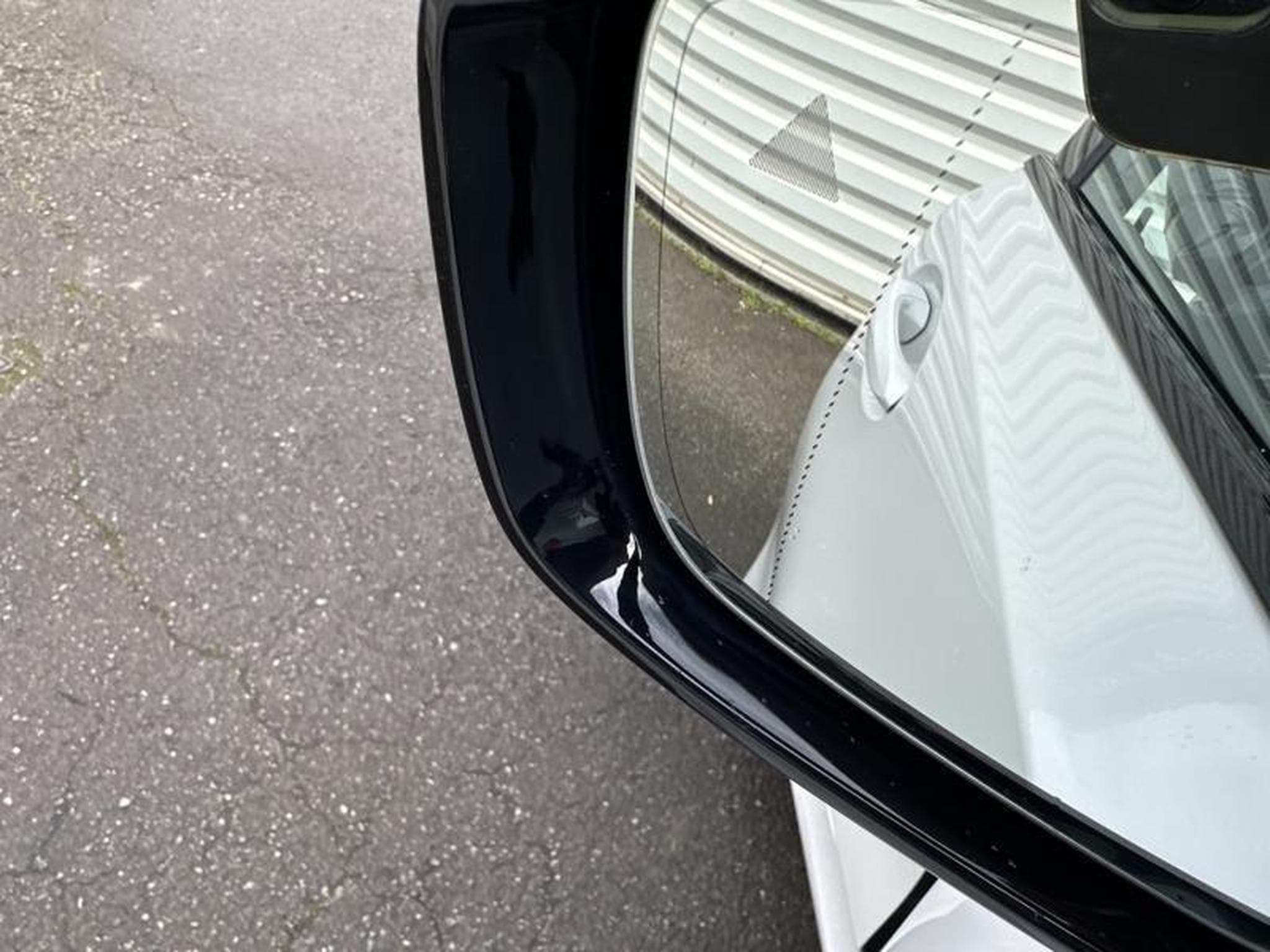 BMW 330 330eA 292ch M Sport (2024) - Photo 7