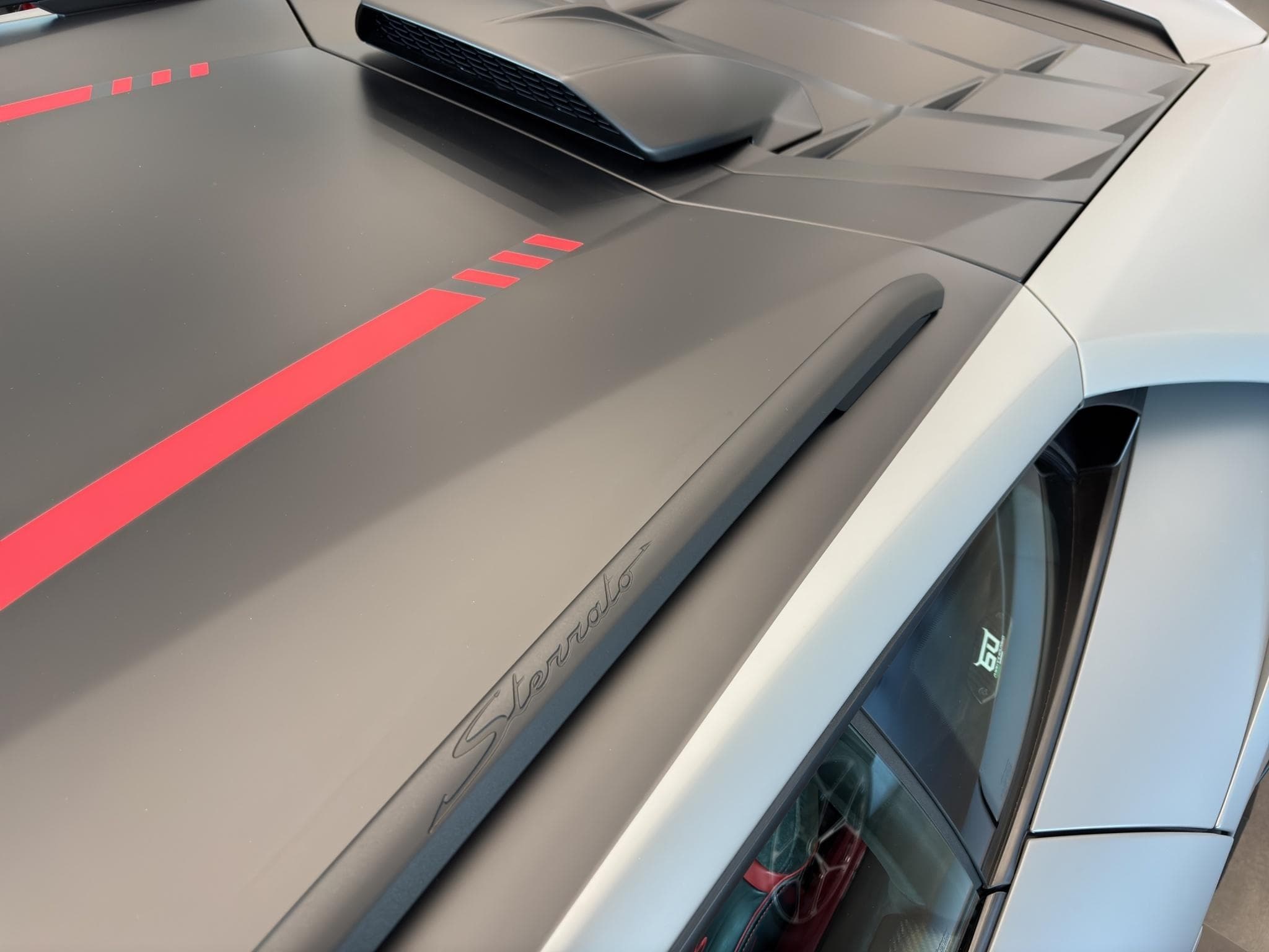 Lamborghini Huracán Sterrato (2024) - Photo 14