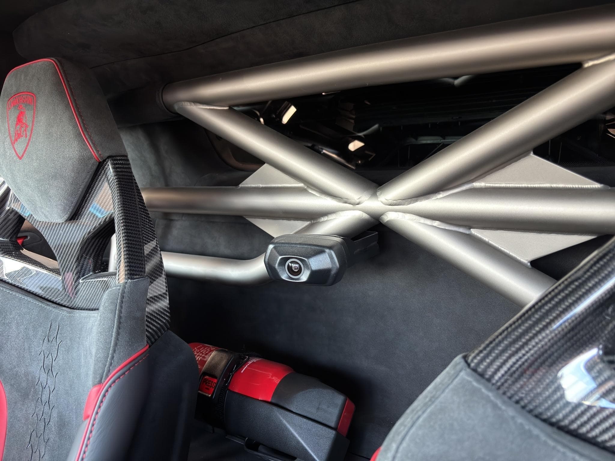 Lamborghini Huracán Sterrato (2024) - Photo 11