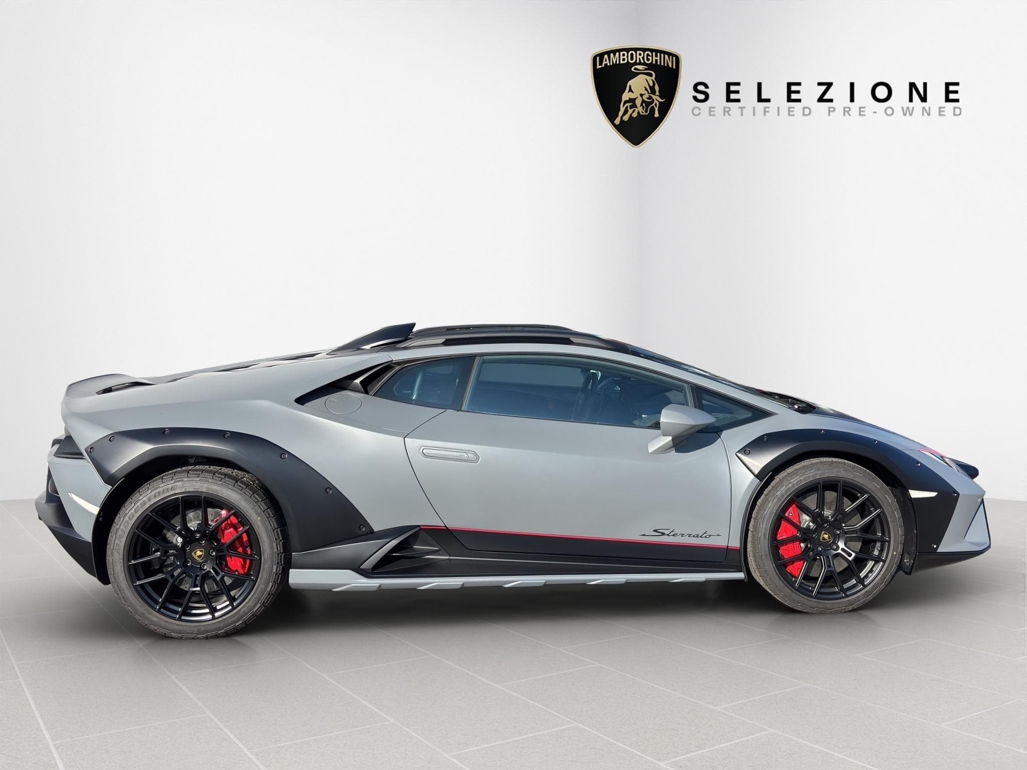 Lamborghini Huracán Sterrato (2024) - Photo 2
