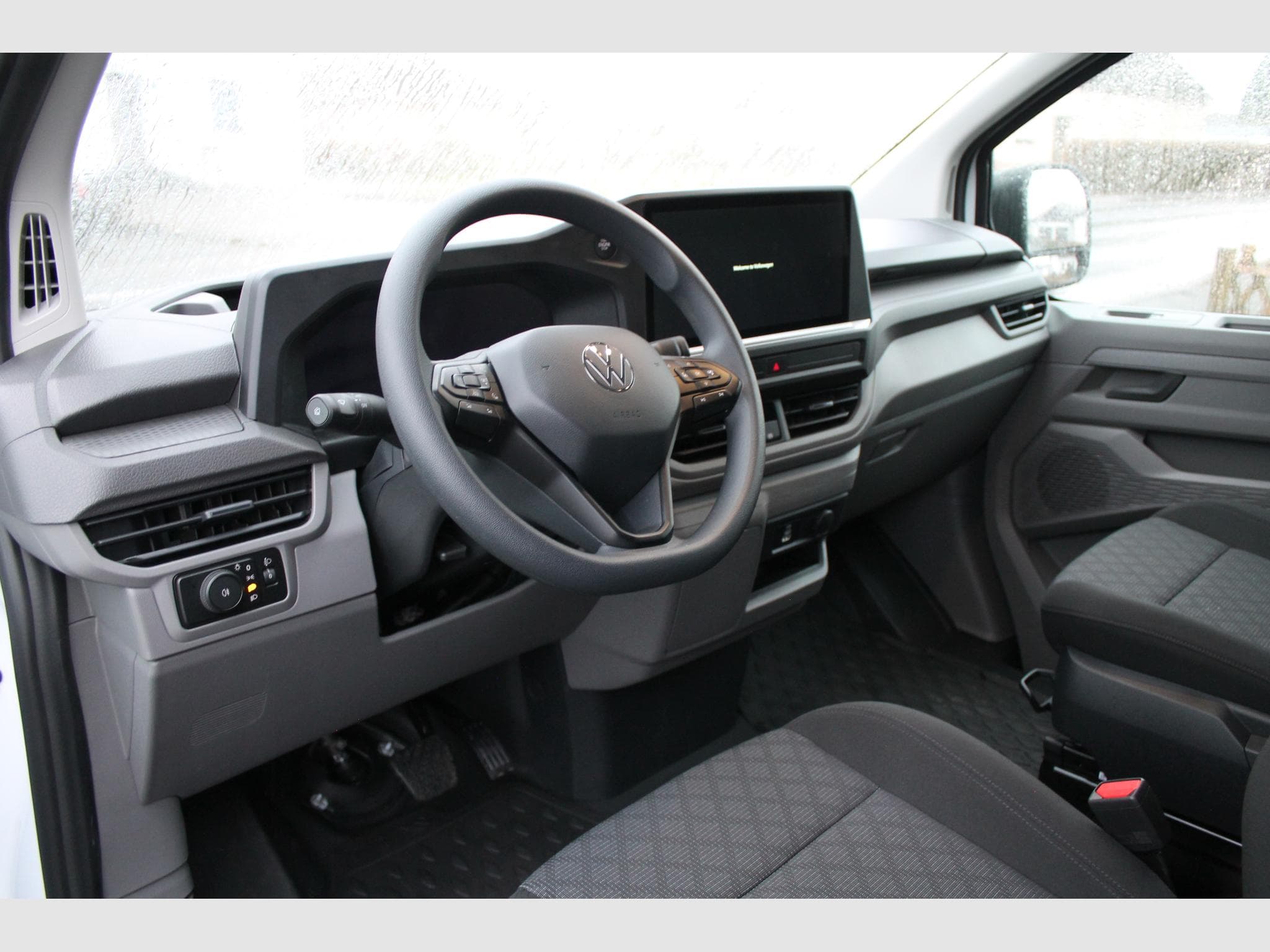 VW Transporter T7 4Motion Kasten L2 Lang (2025) - Photo 9