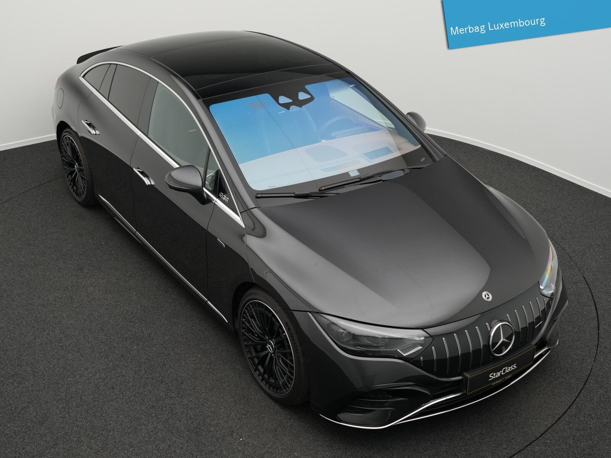 Mercedes EQE 4MATIC (22,1kWh/100 km WLTP) (2022) - Photo 10