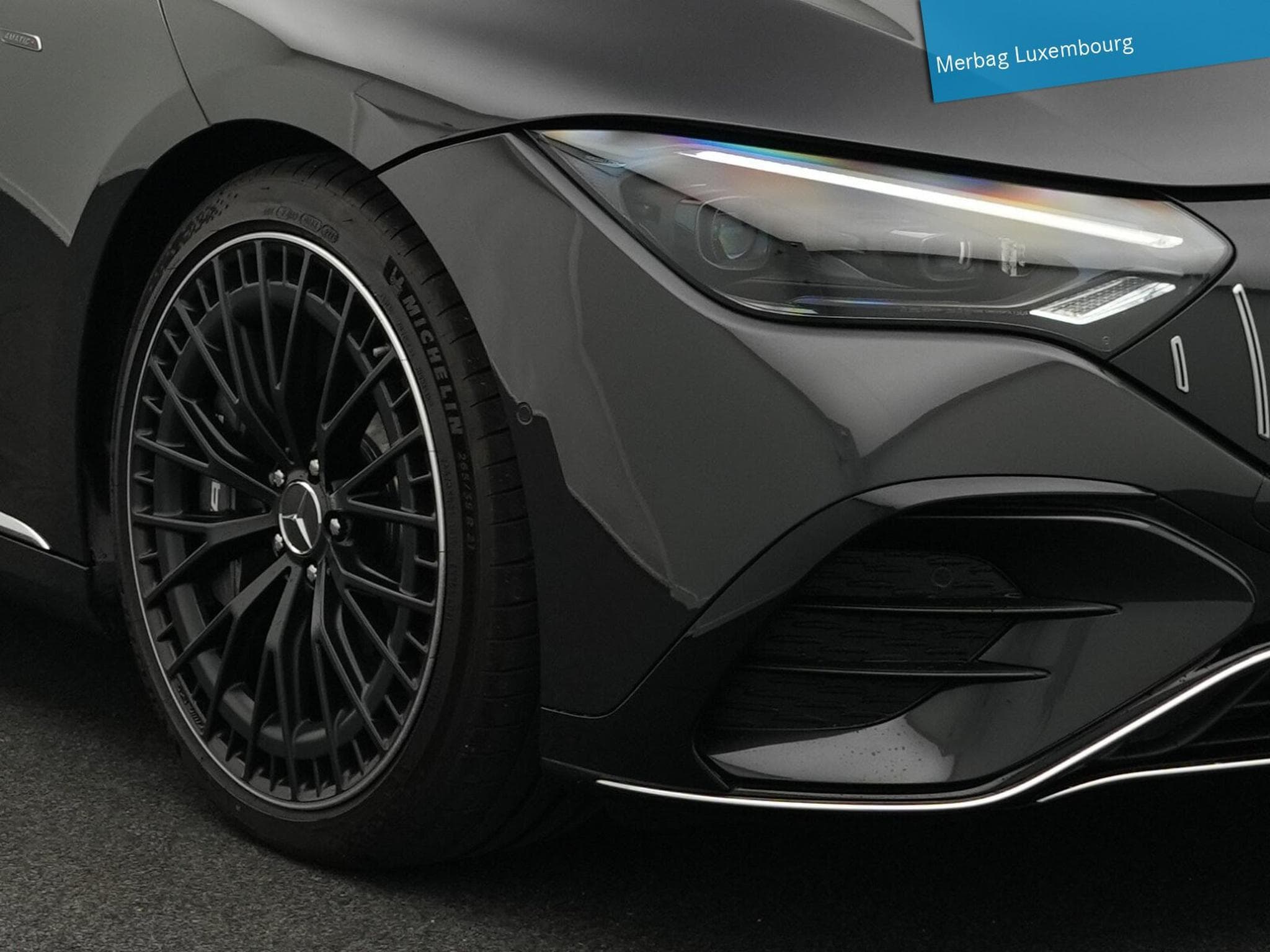 Mercedes EQE 4MATIC (22,1kWh/100 km WLTP) (2022) - Photo 7
