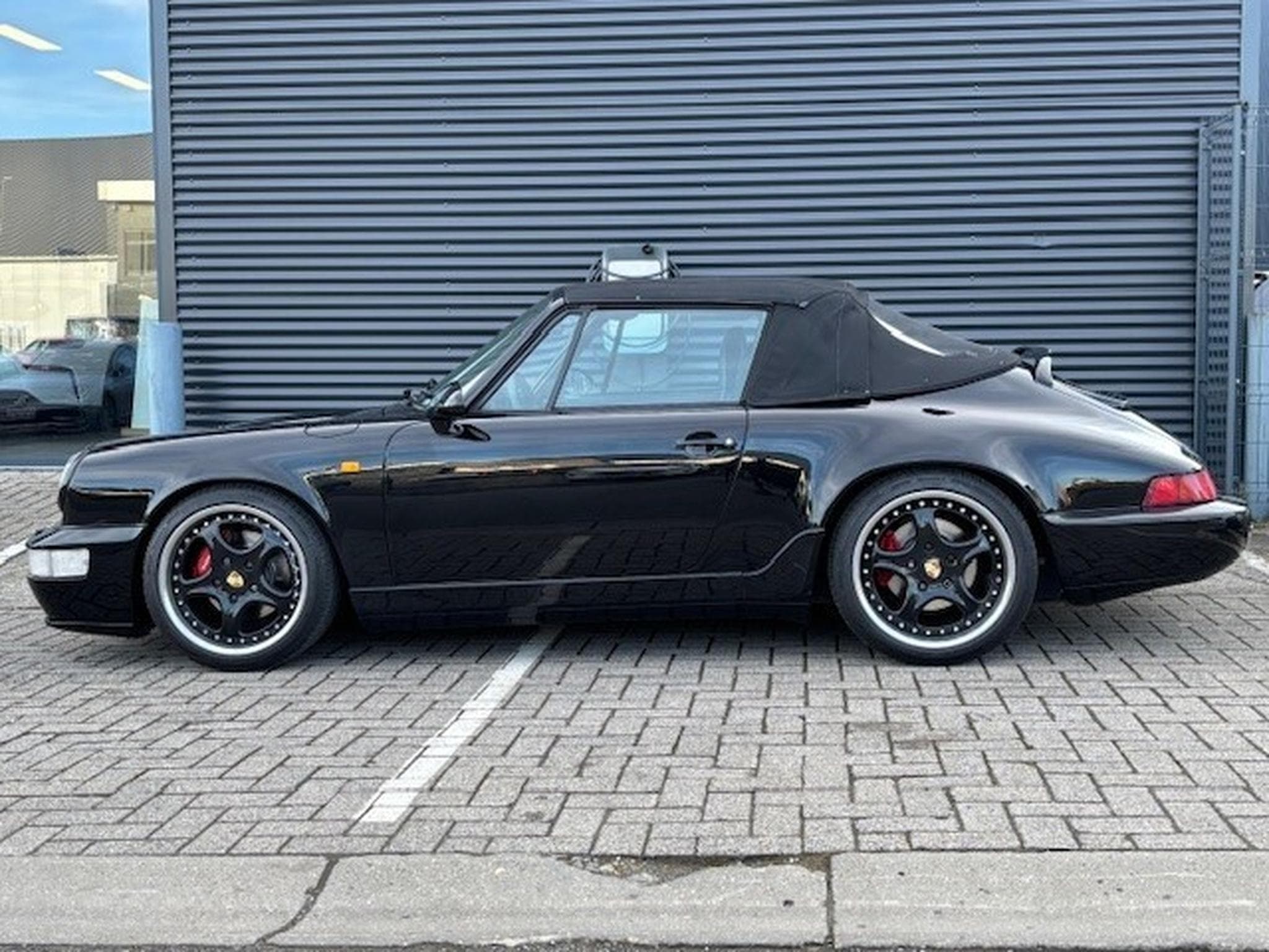 Porsche 911 964 CARRERA 2 CABRIOLET (1991) - Photo 2