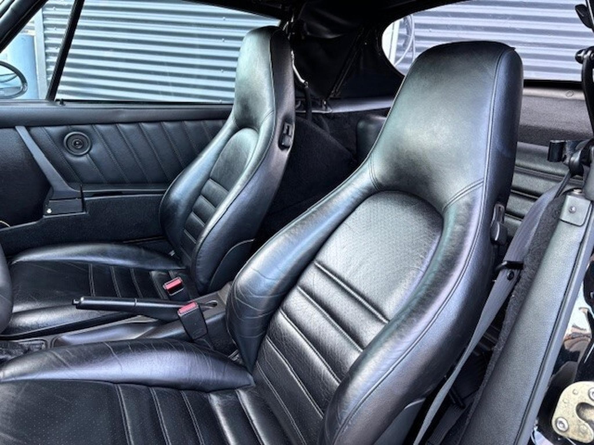 Porsche 911 964 CARRERA 2 CABRIOLET (1991) - Photo 6
