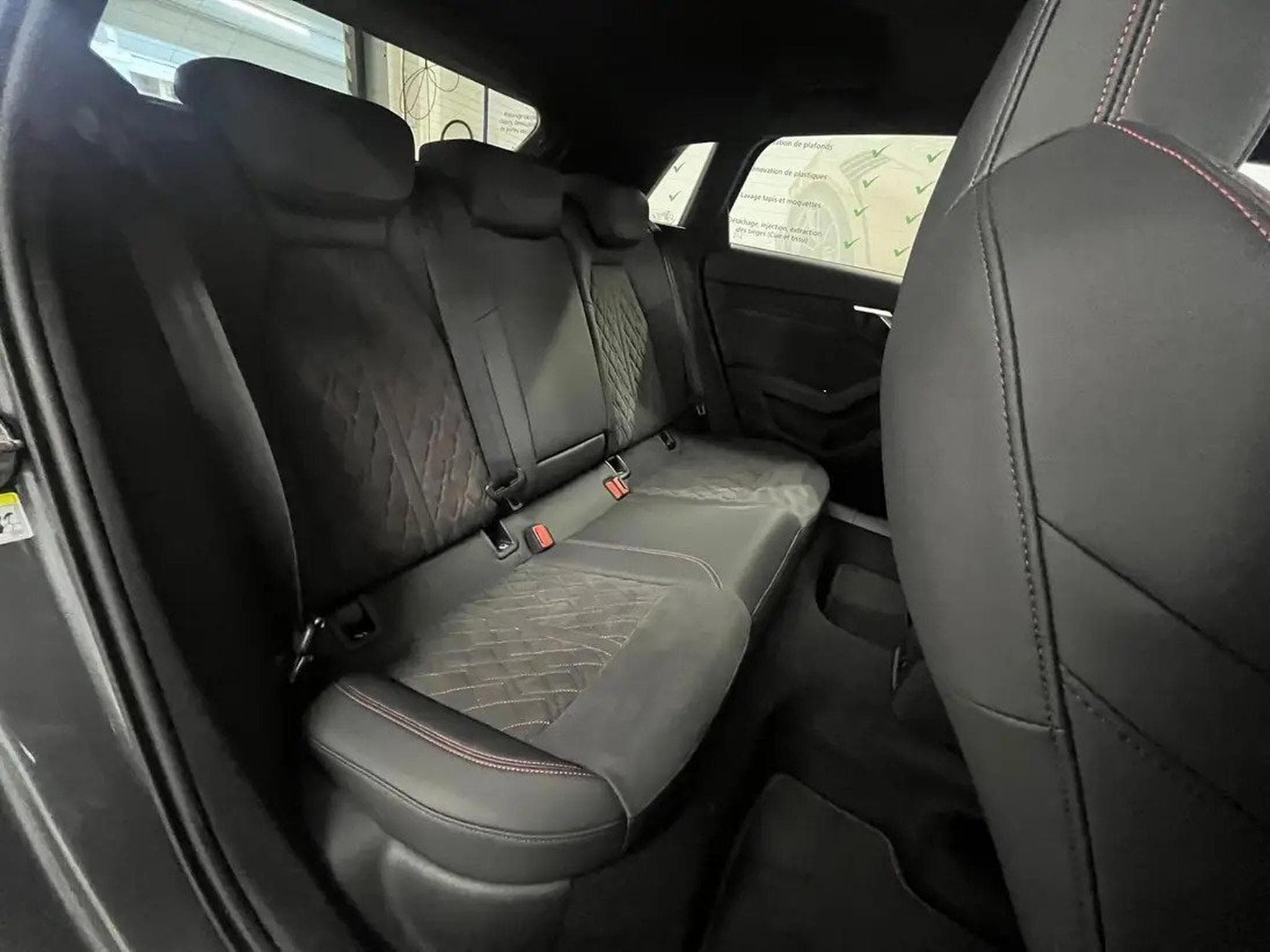 Audi A3 245 COMPETITION S TRONIC 6 (2024) - Photo 4