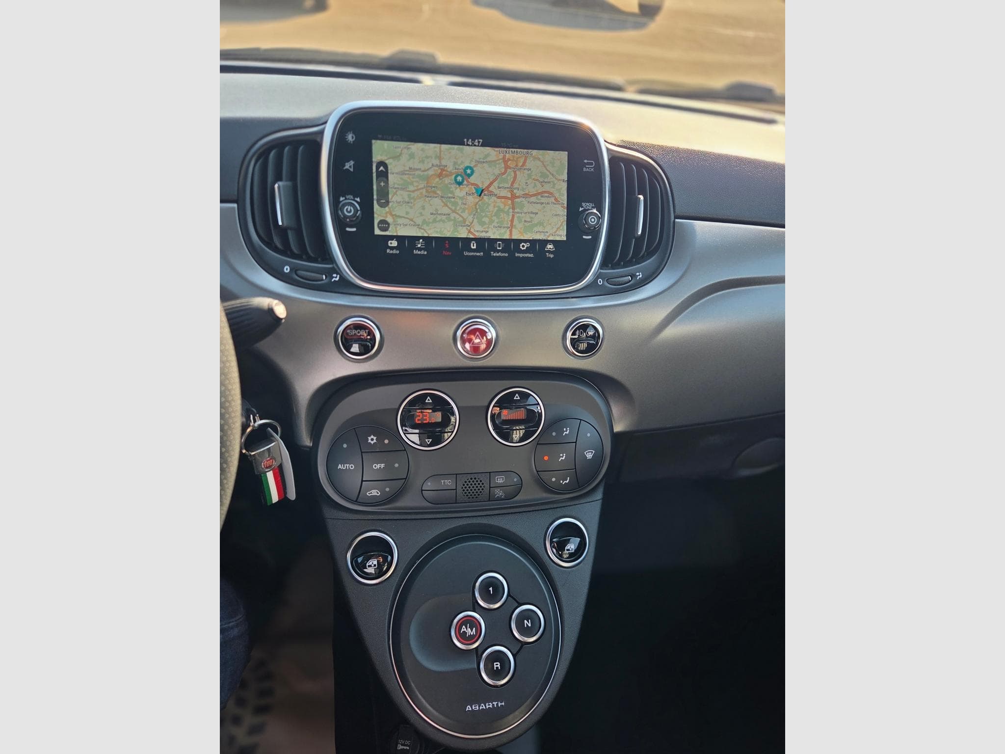 Abarth 500 CAB TURISMO 165 CV (2020) - Photo 10