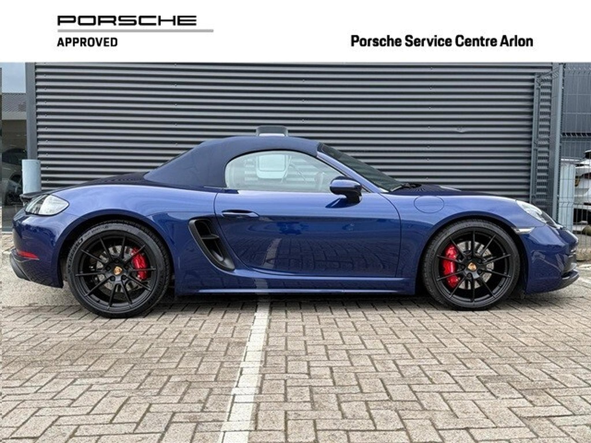 Porsche Boxster 4.0 GTS (2024) - Photo 2