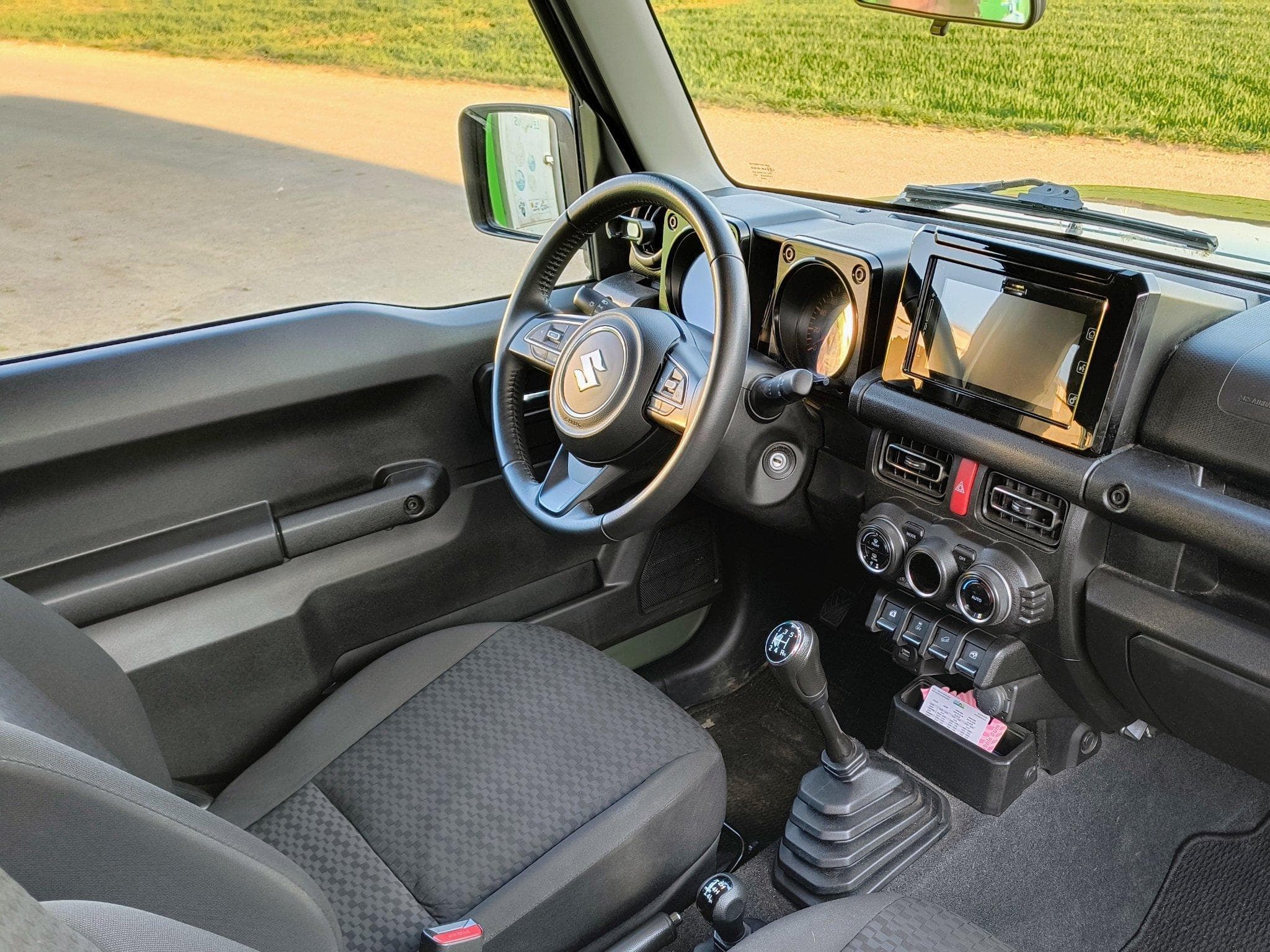 Suzuki Jimny GLX (2019) - Photo 2