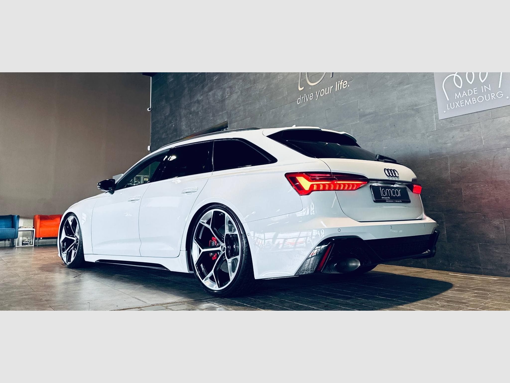 Audi RS6 RS6 AVANT PERFORMANCE QUATTRO TIPTRONIC (2024) - Photo 4